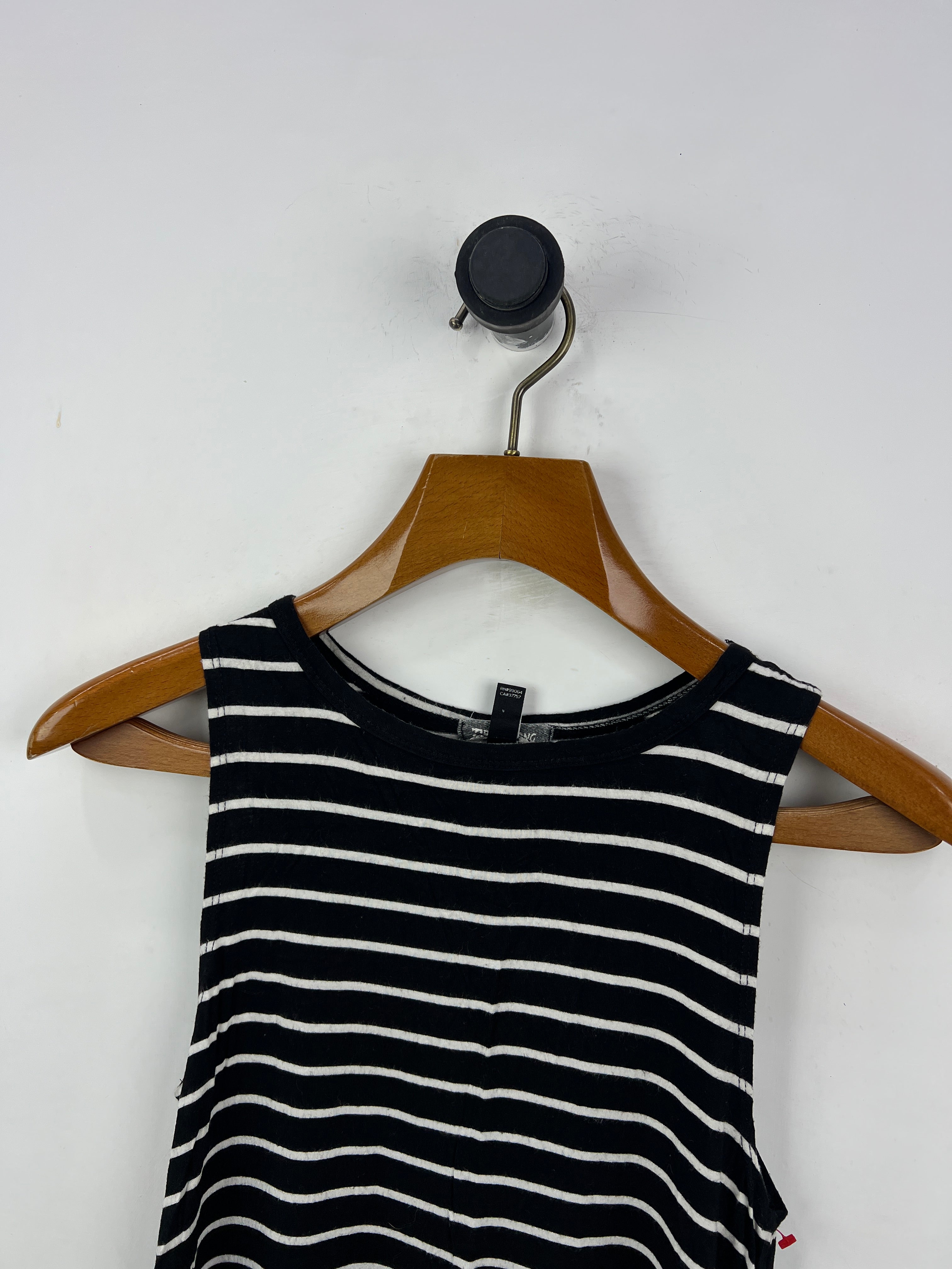 Tank Top (Women) (Medium-Large)