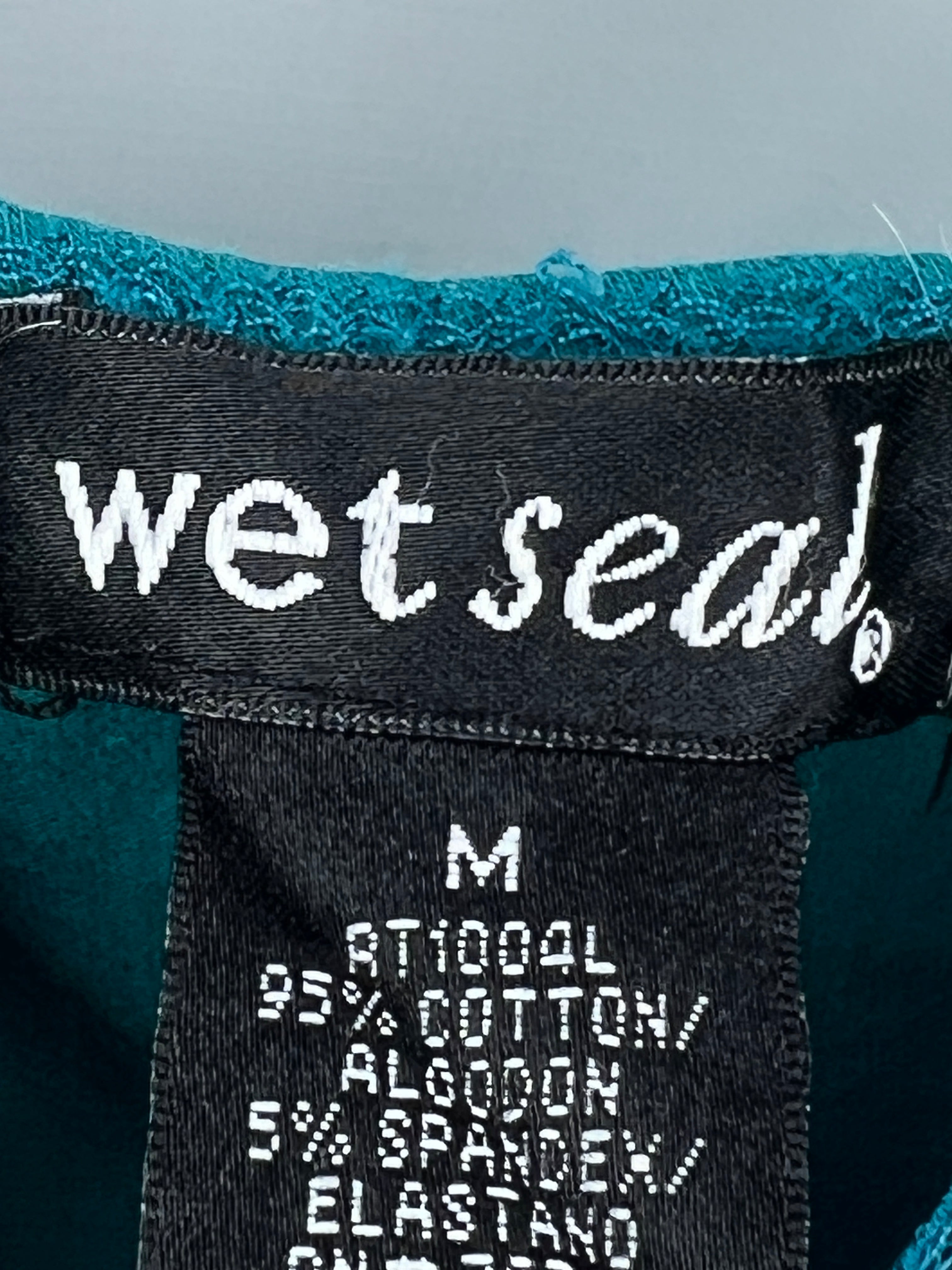 Wet Seal Tank Top (Women) (Medium)