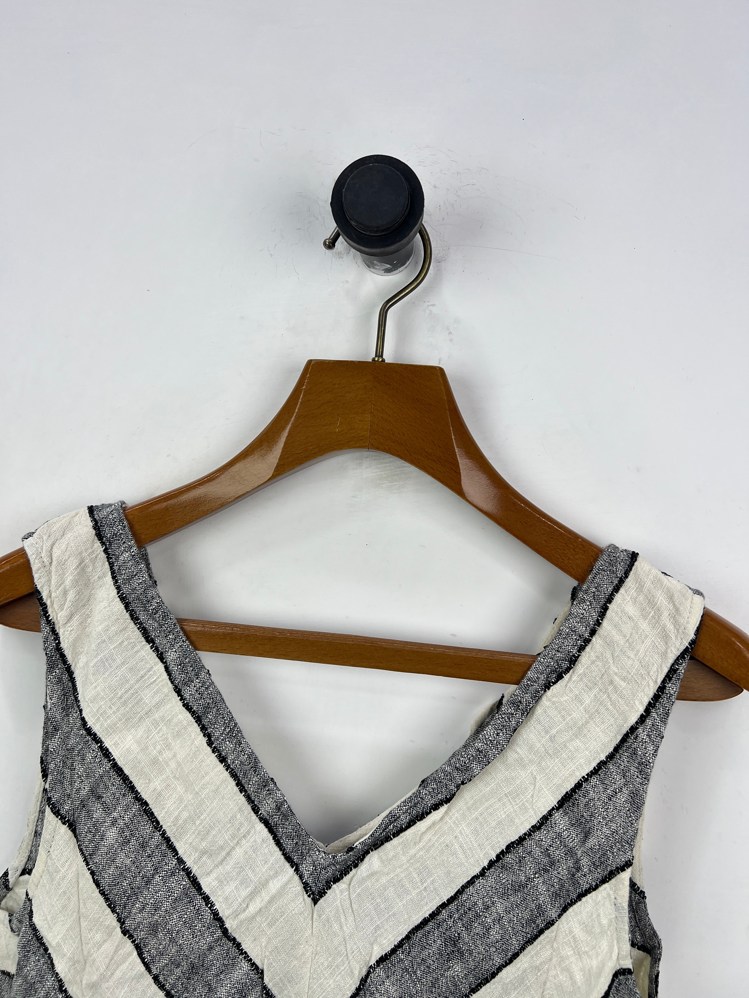 Esi Blouse (Women) (Medium-Large)