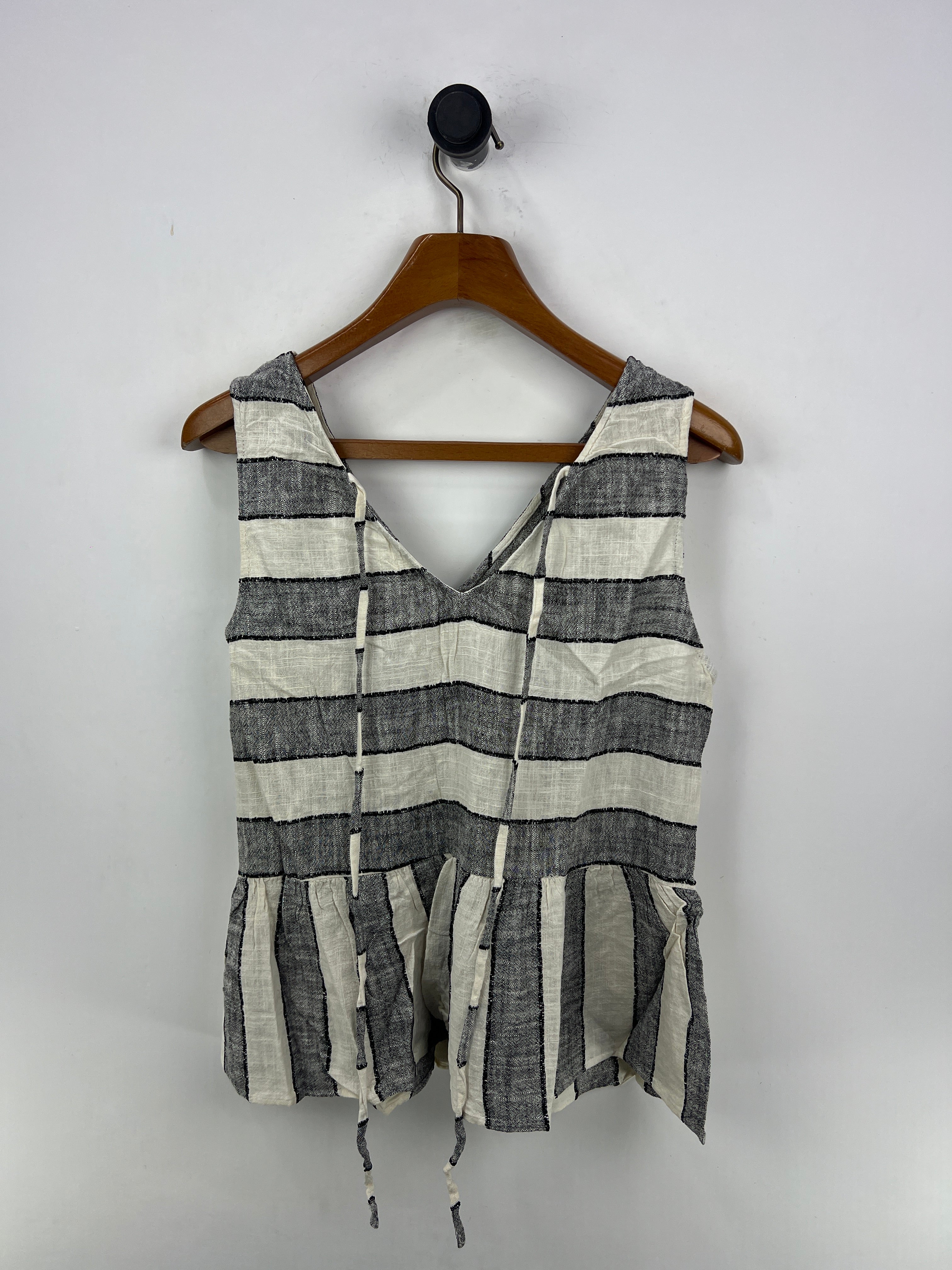Esi Blouse (Women) (Medium-Large)