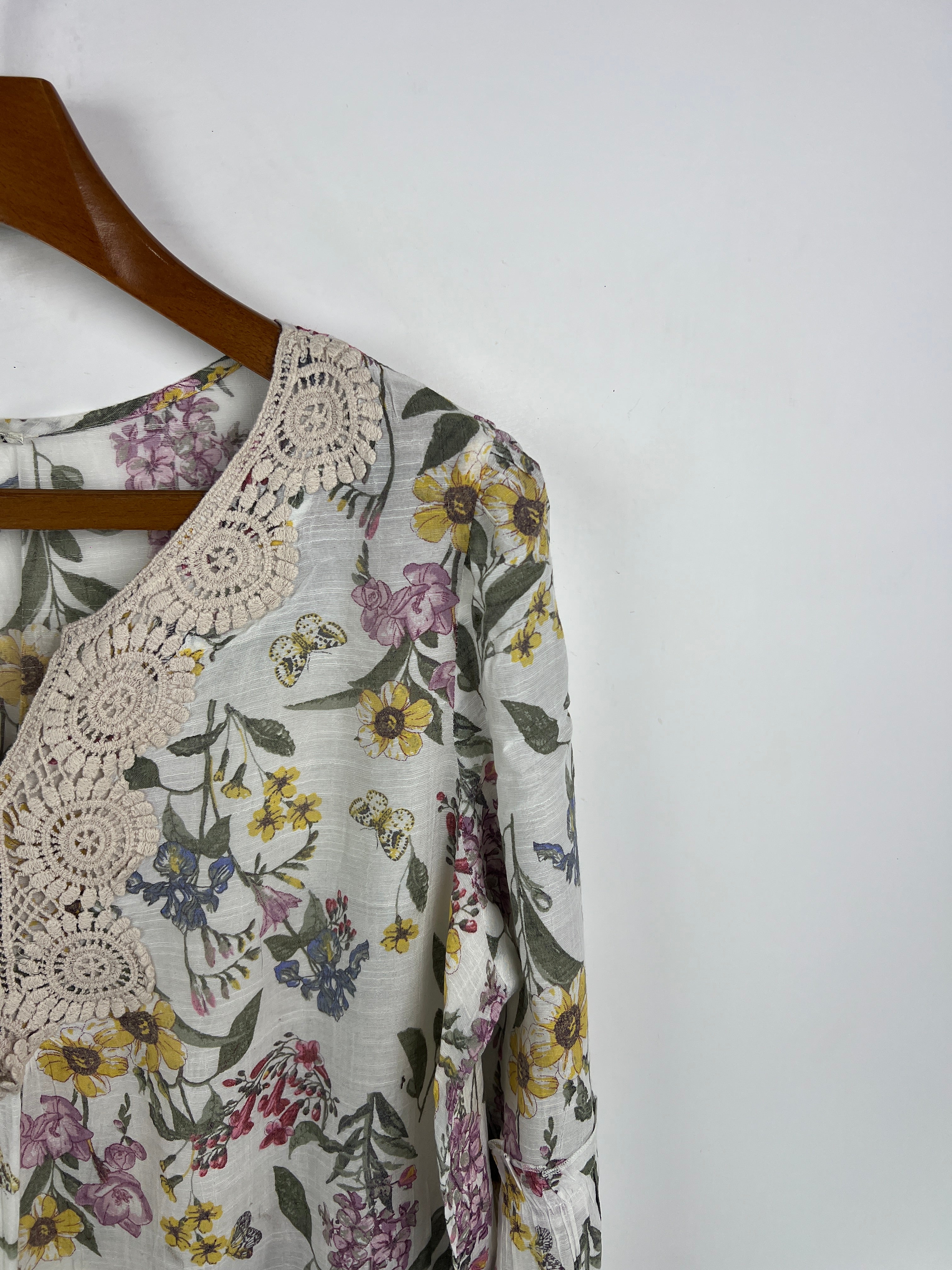Spense Blouse (Women) (Large)