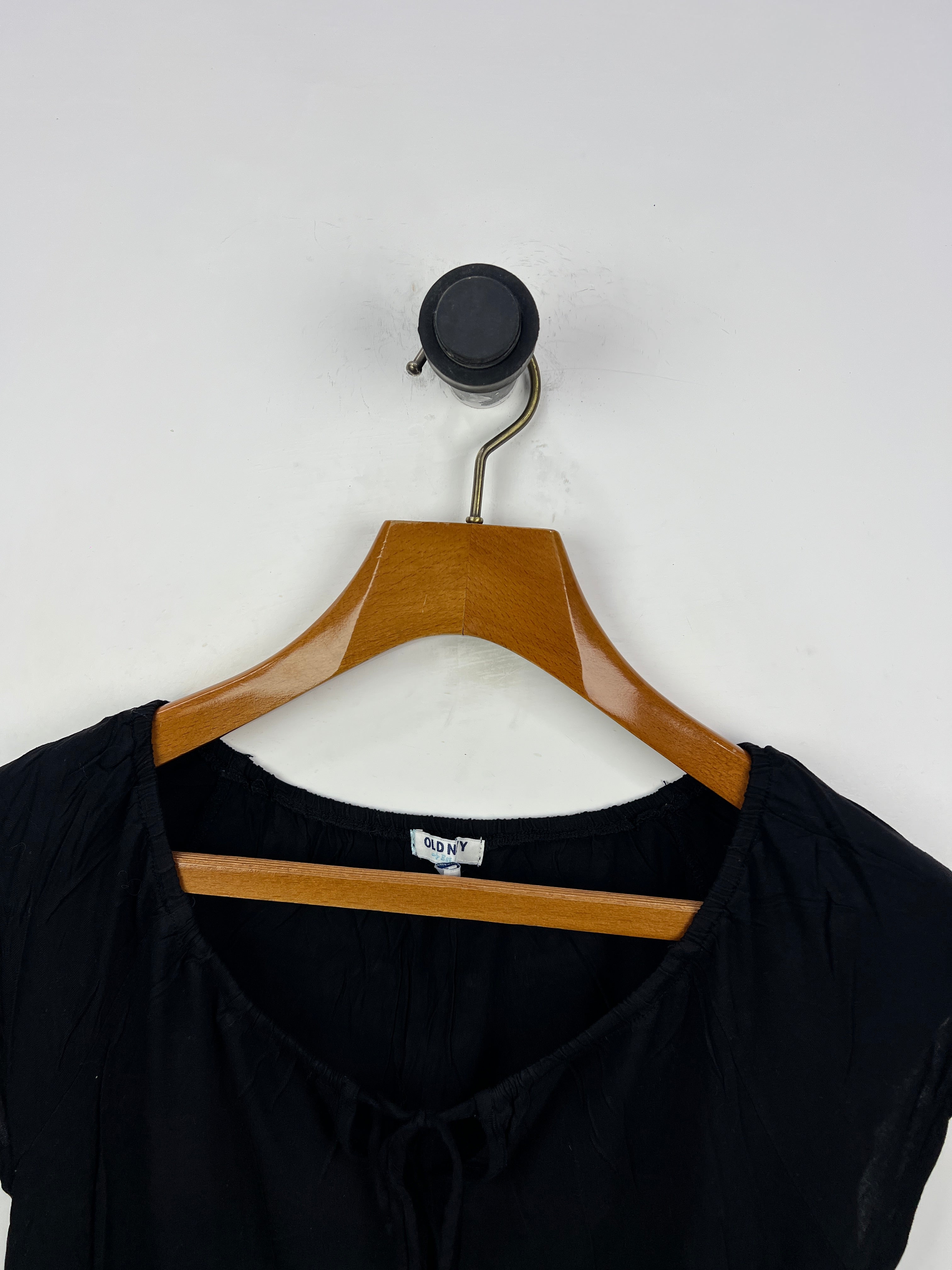 Old Navy Blouse (Women) (Medium)