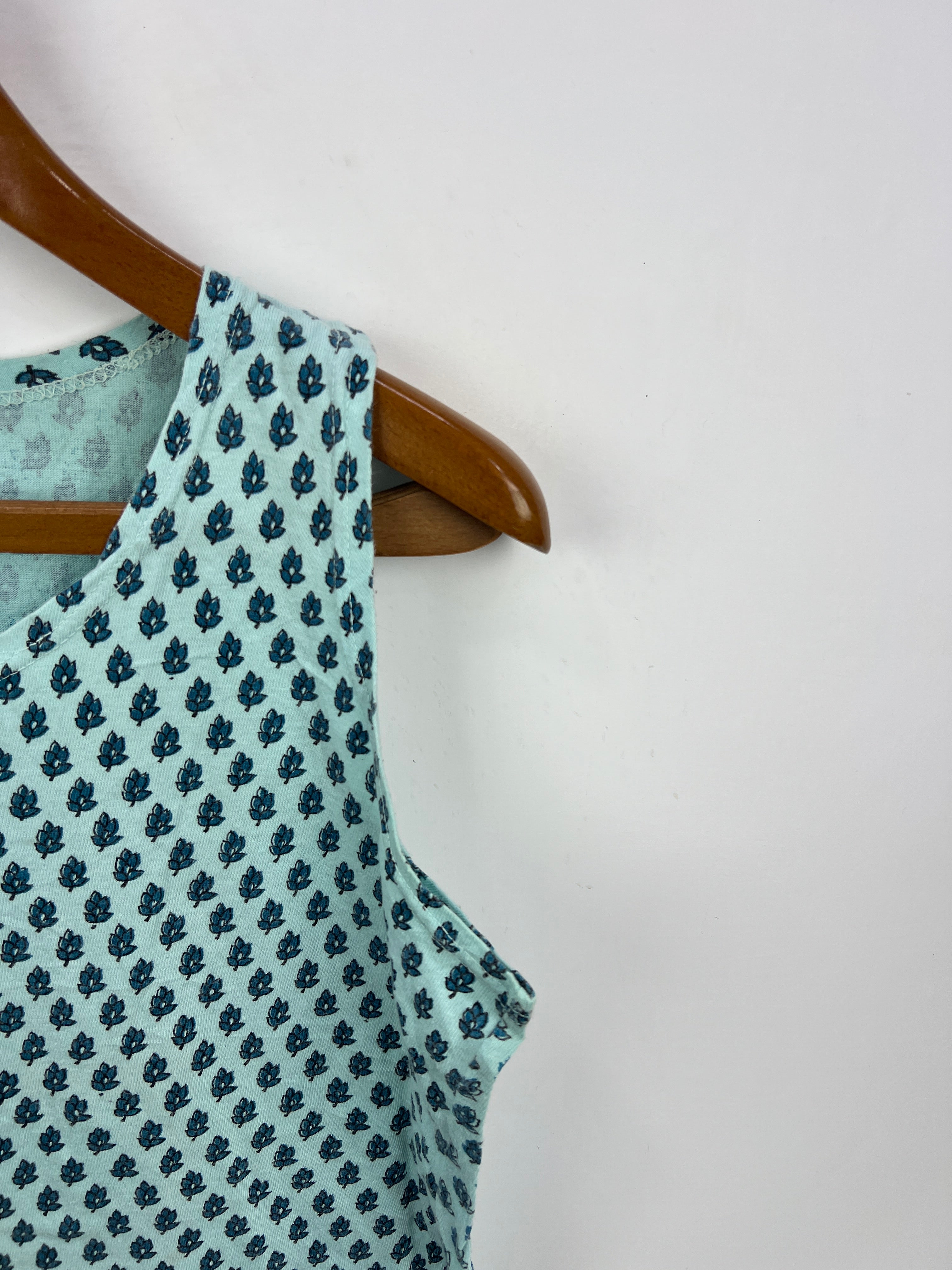 Blouse (Women) (Medium-Large)