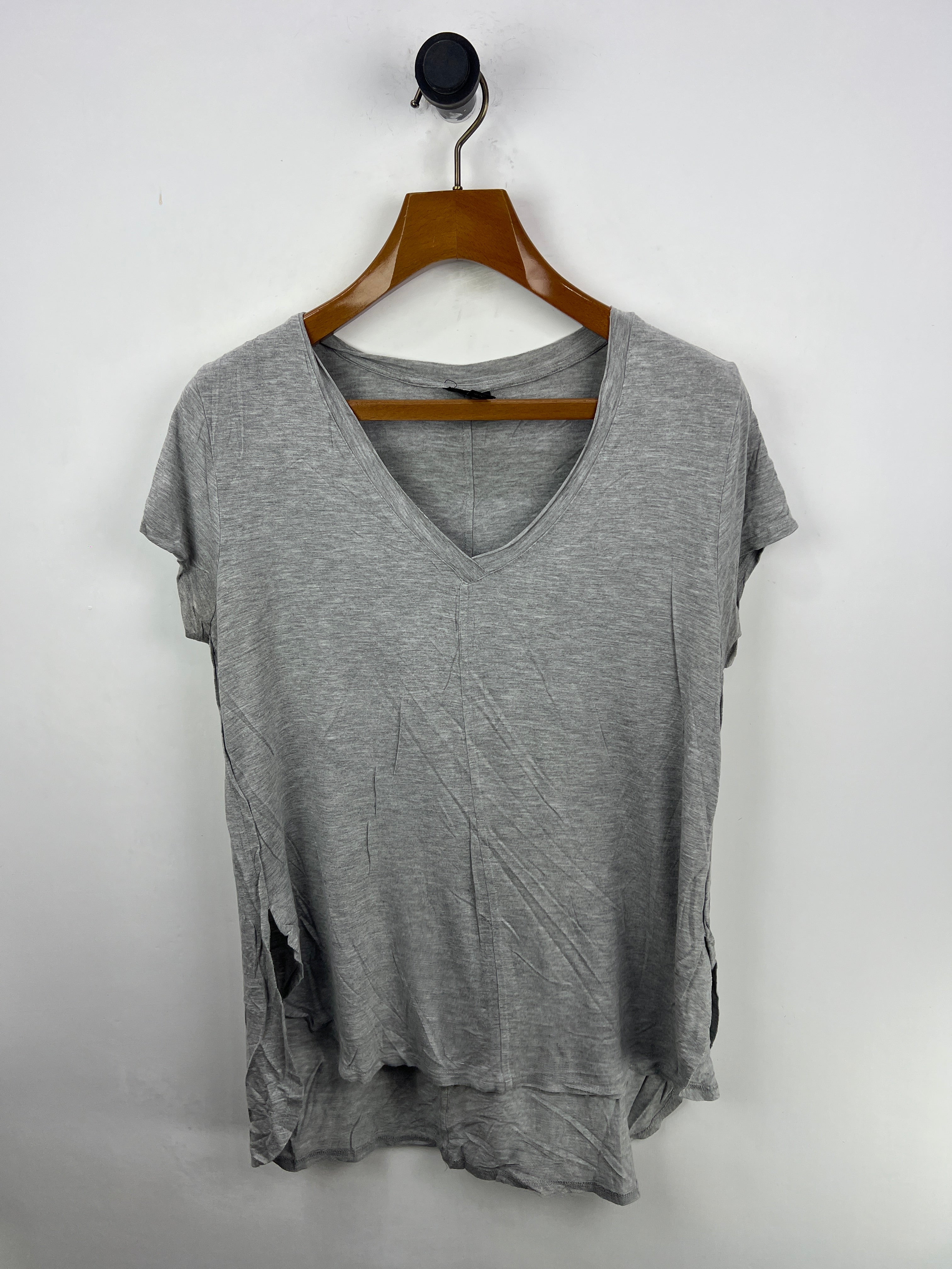 Mossimo T-Shirt (Women) (Large/X-Large)
