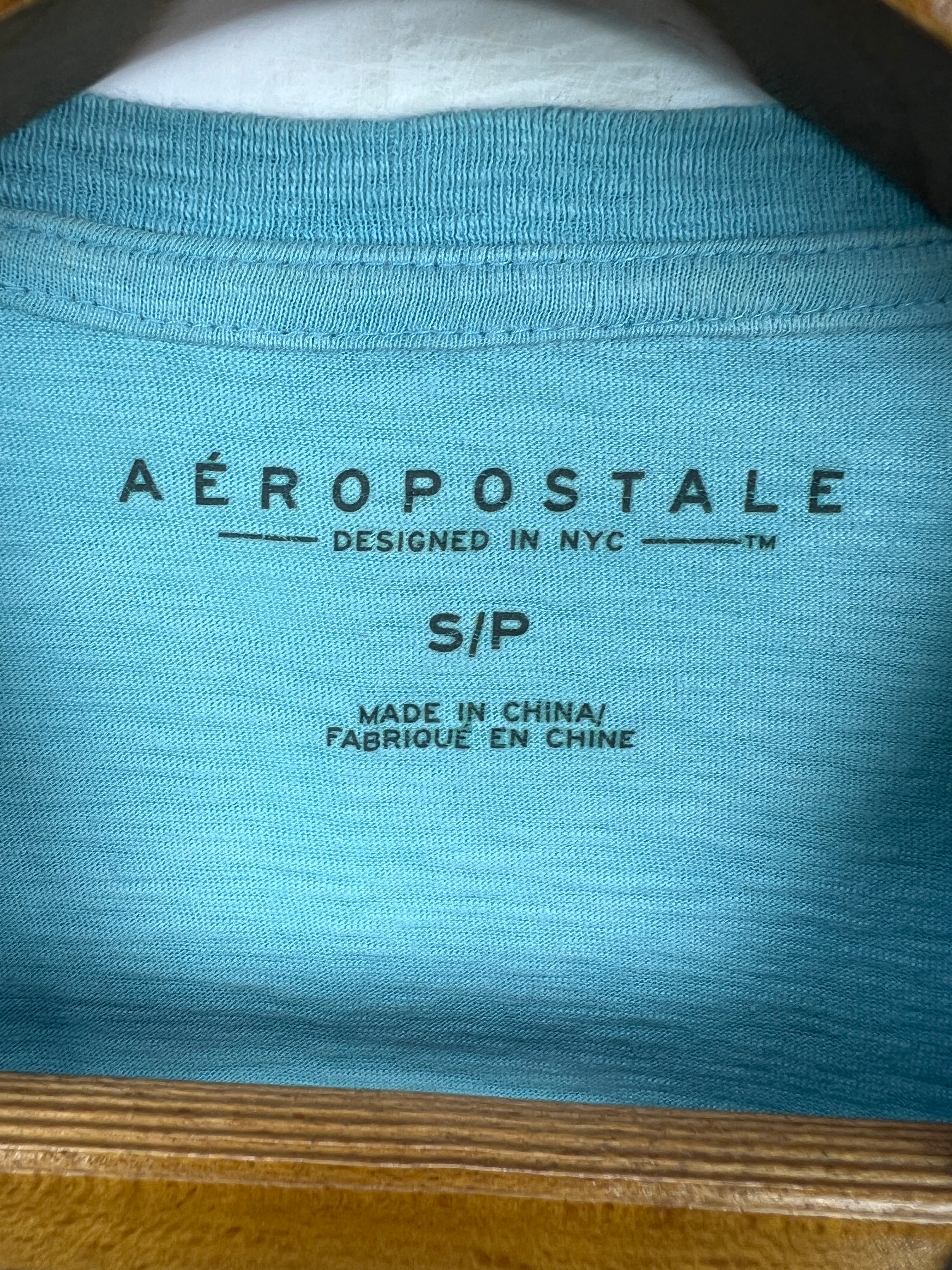 Aeropostale T-Shirt (Women) (Small)
