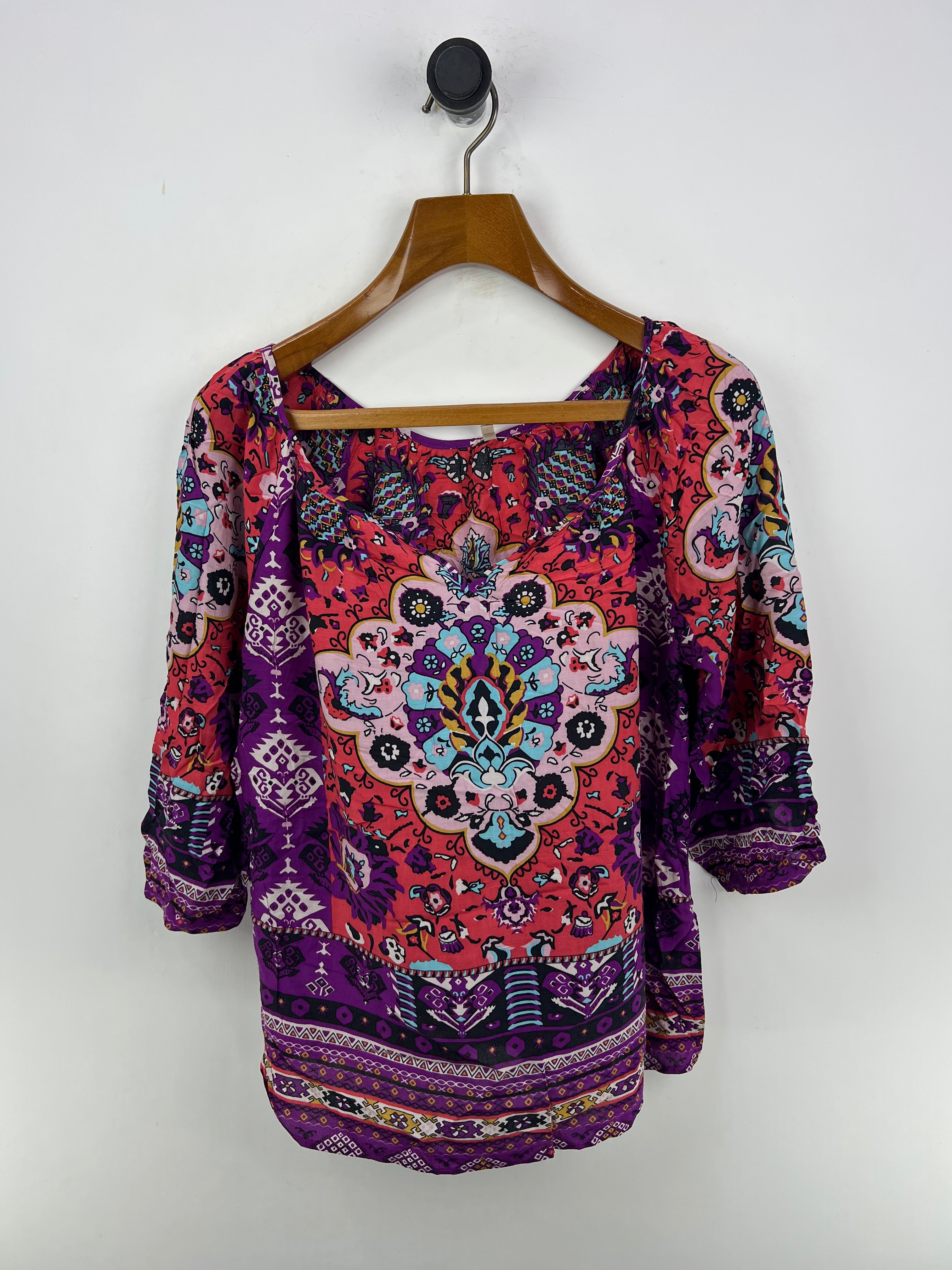 Blouse (Women) (Medium)