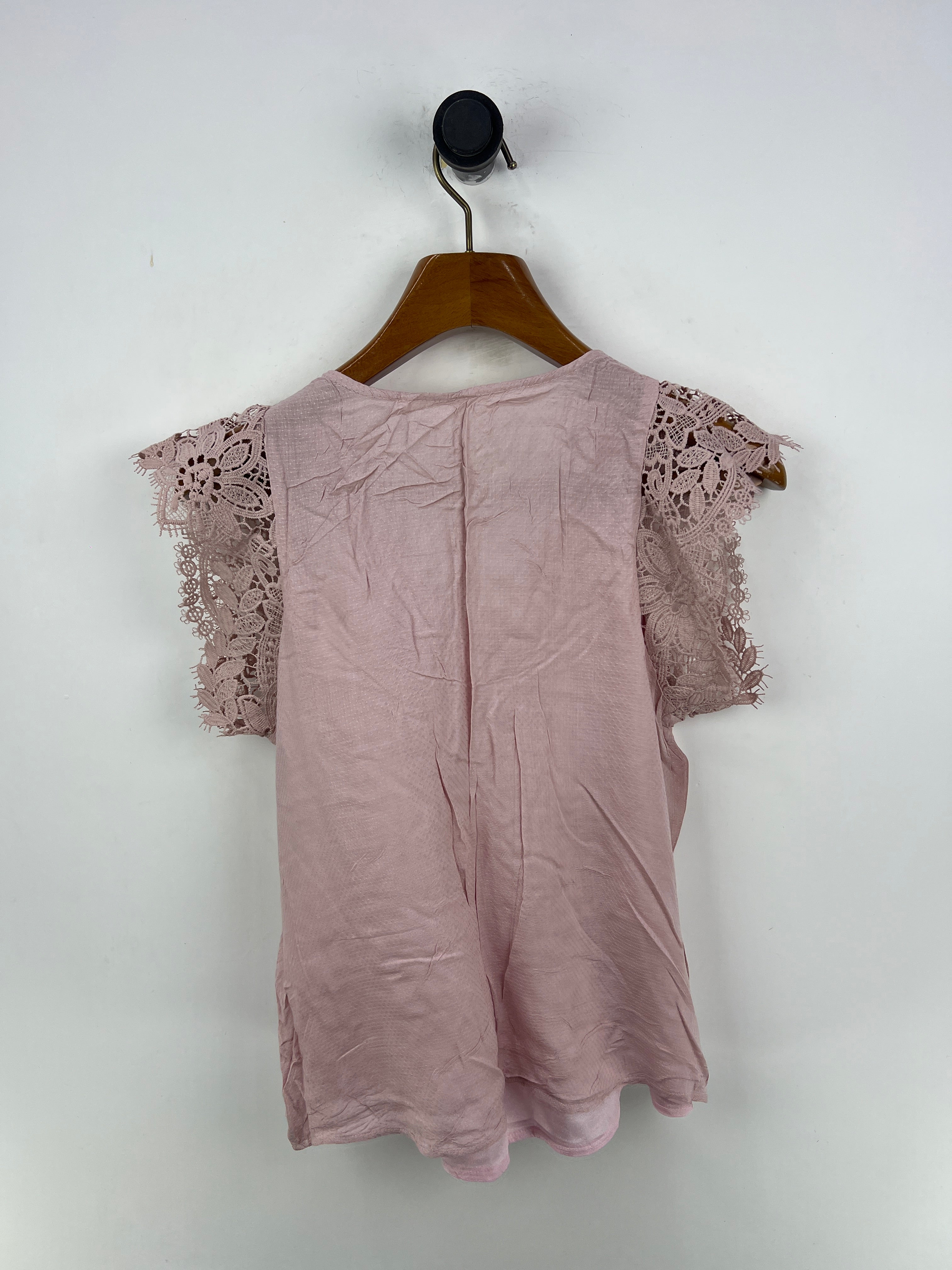 Blouse (Women) (Medium)