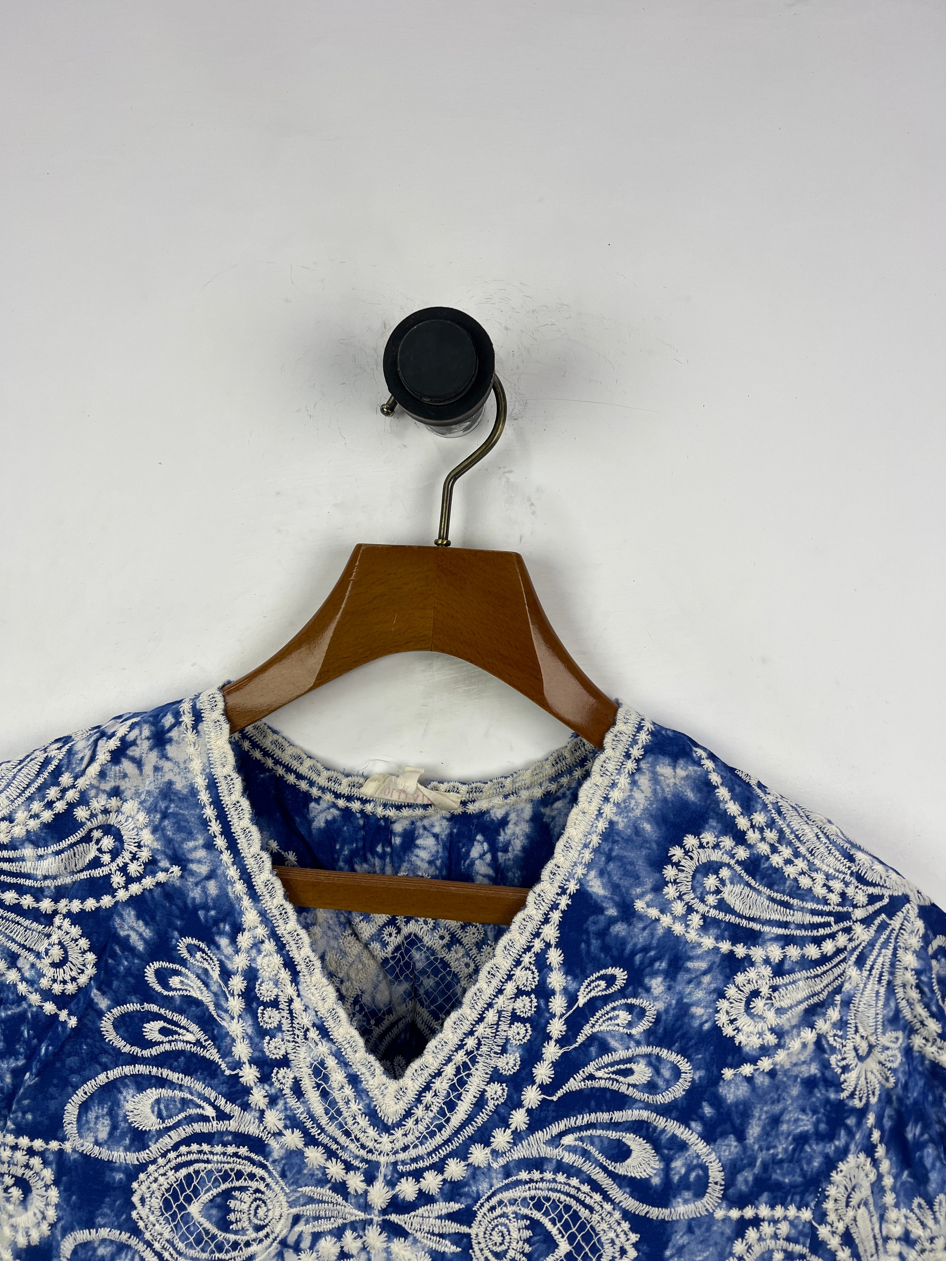 Solitaire Blouse (Women) (Medium)