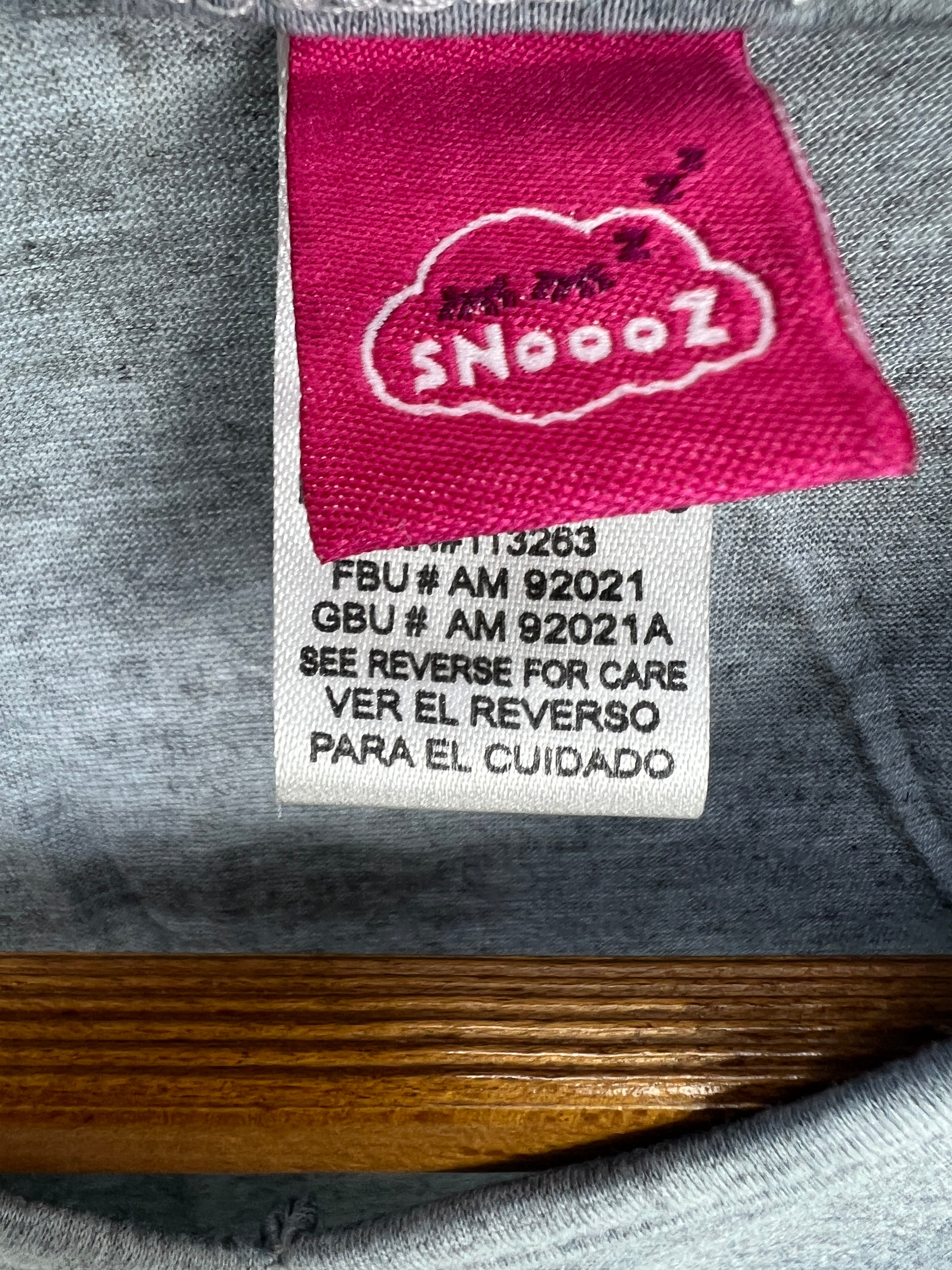T-Shirt (Women) (Small-Medium)