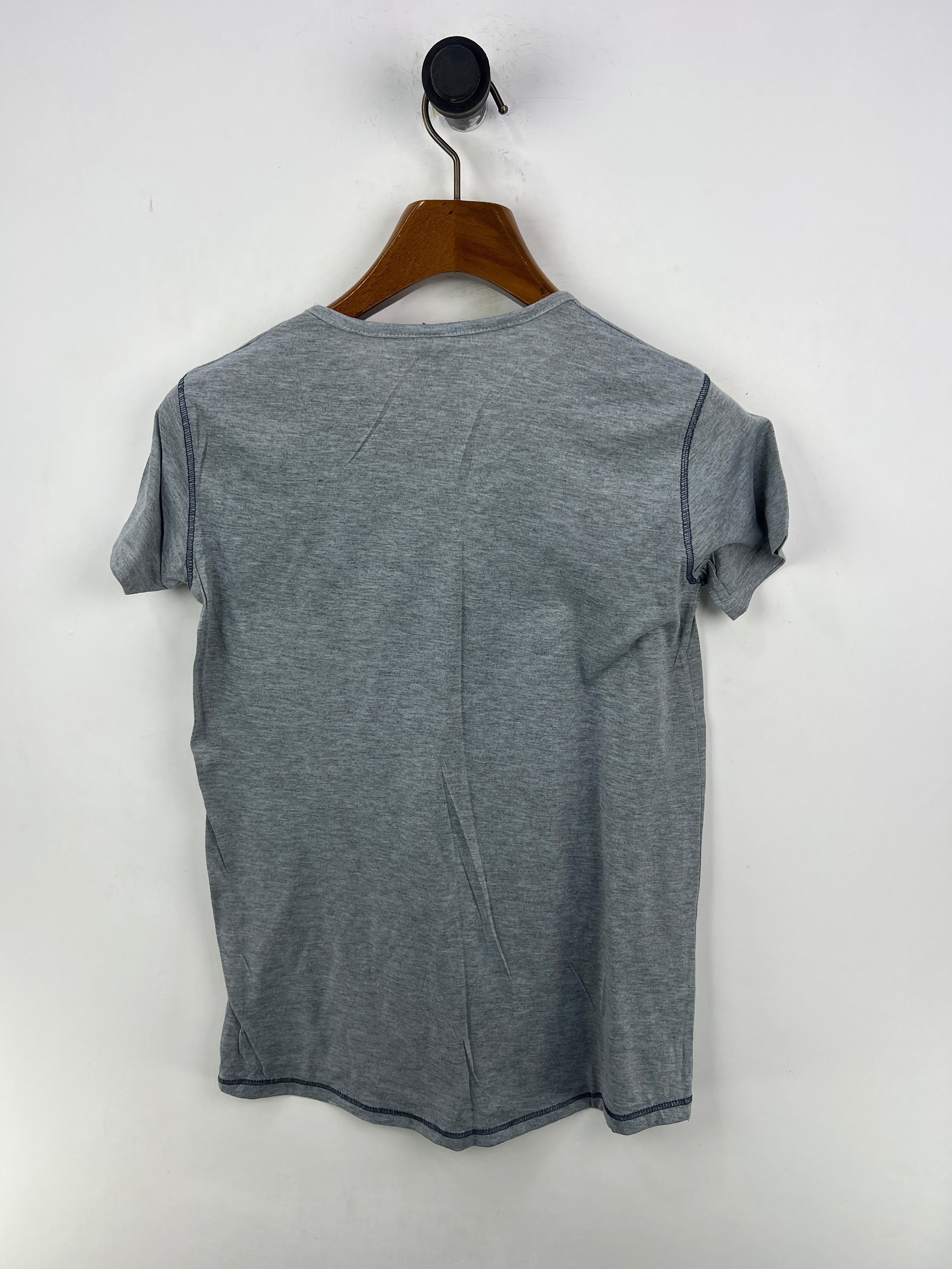 T-Shirt (Women) (Small-Medium)