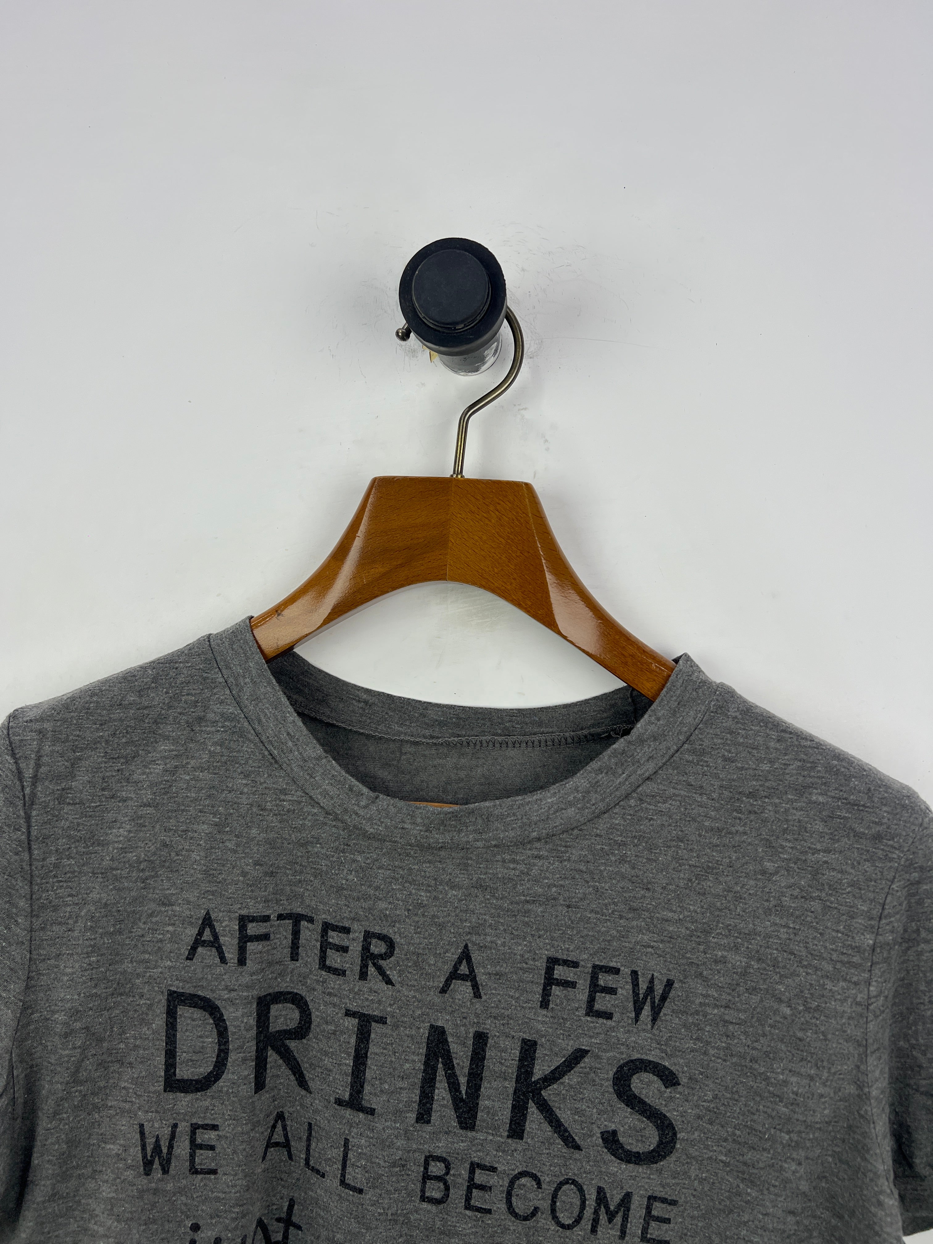 T-Shirt (Women) (Medium)