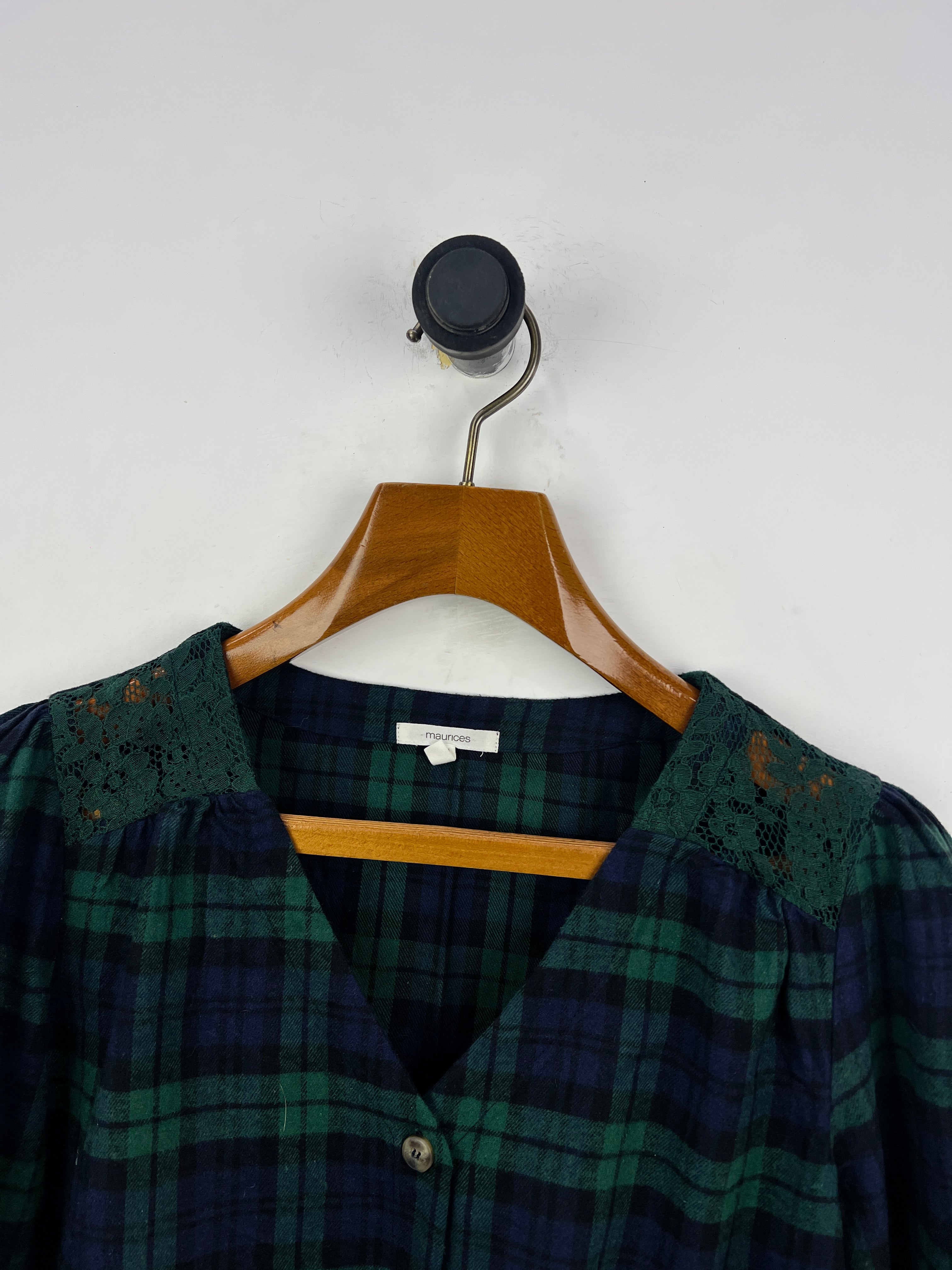 Maurices Shirt (Women) (Small-Medium)