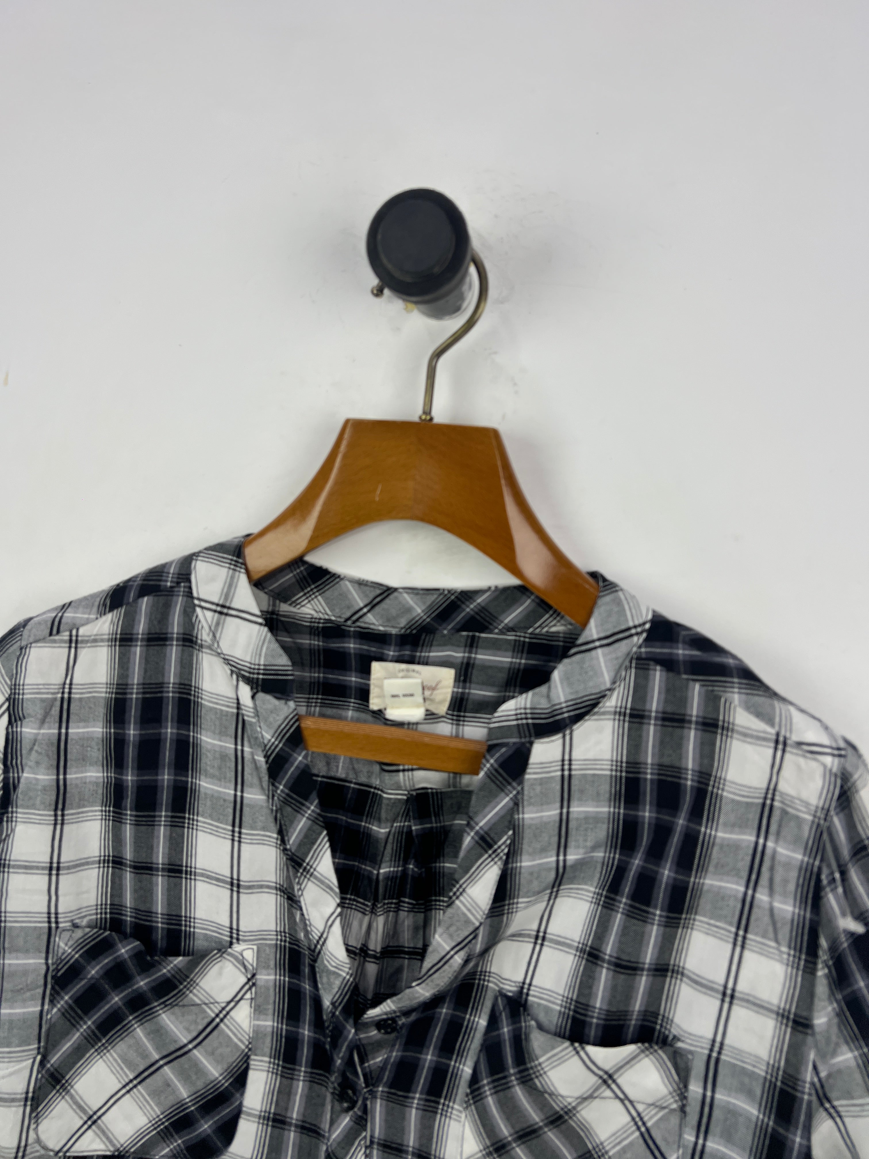 Vintage Shirt (Women) (Medium-Large)