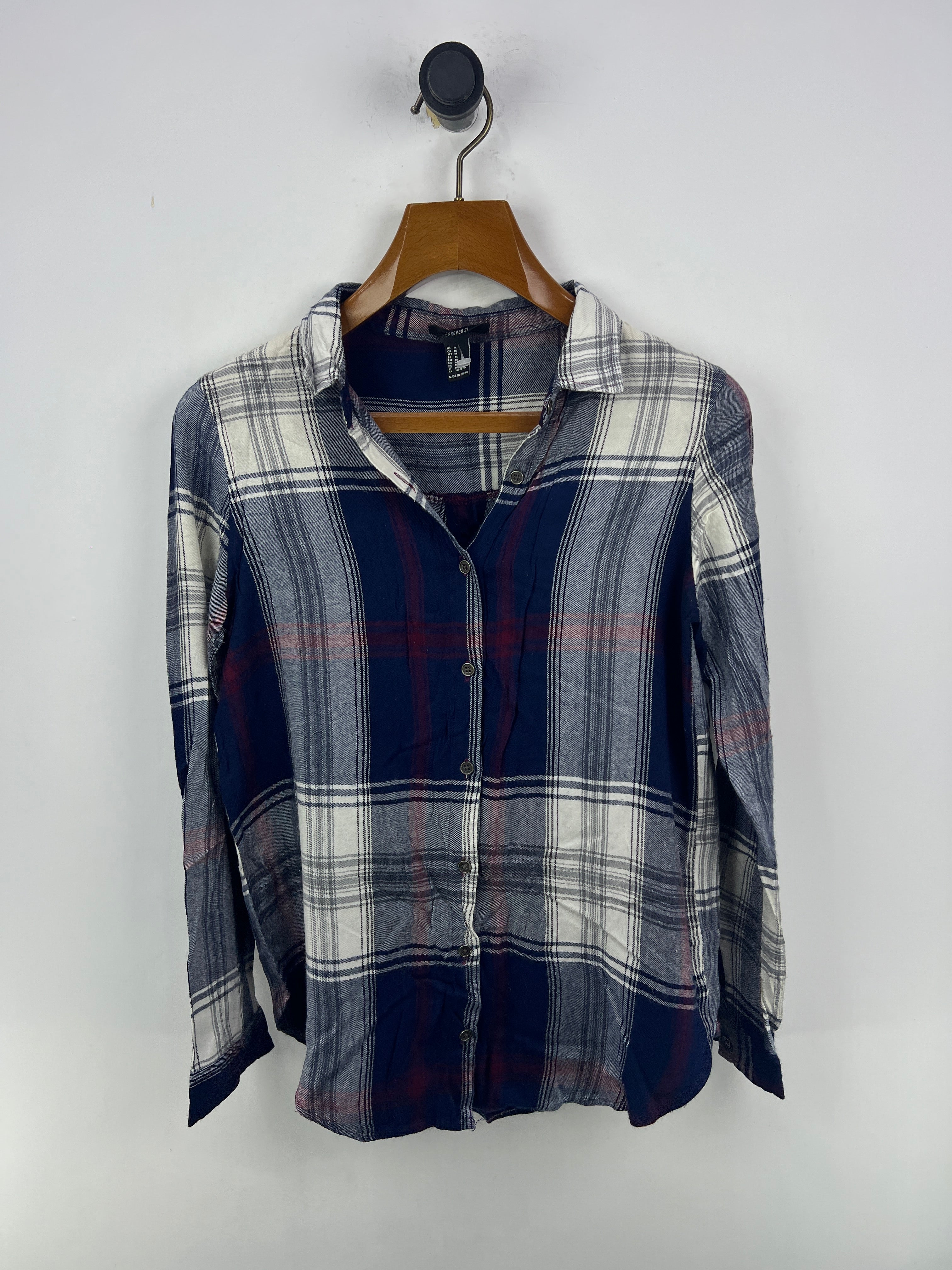 Forever 21 Shirt (Women) (Medium)