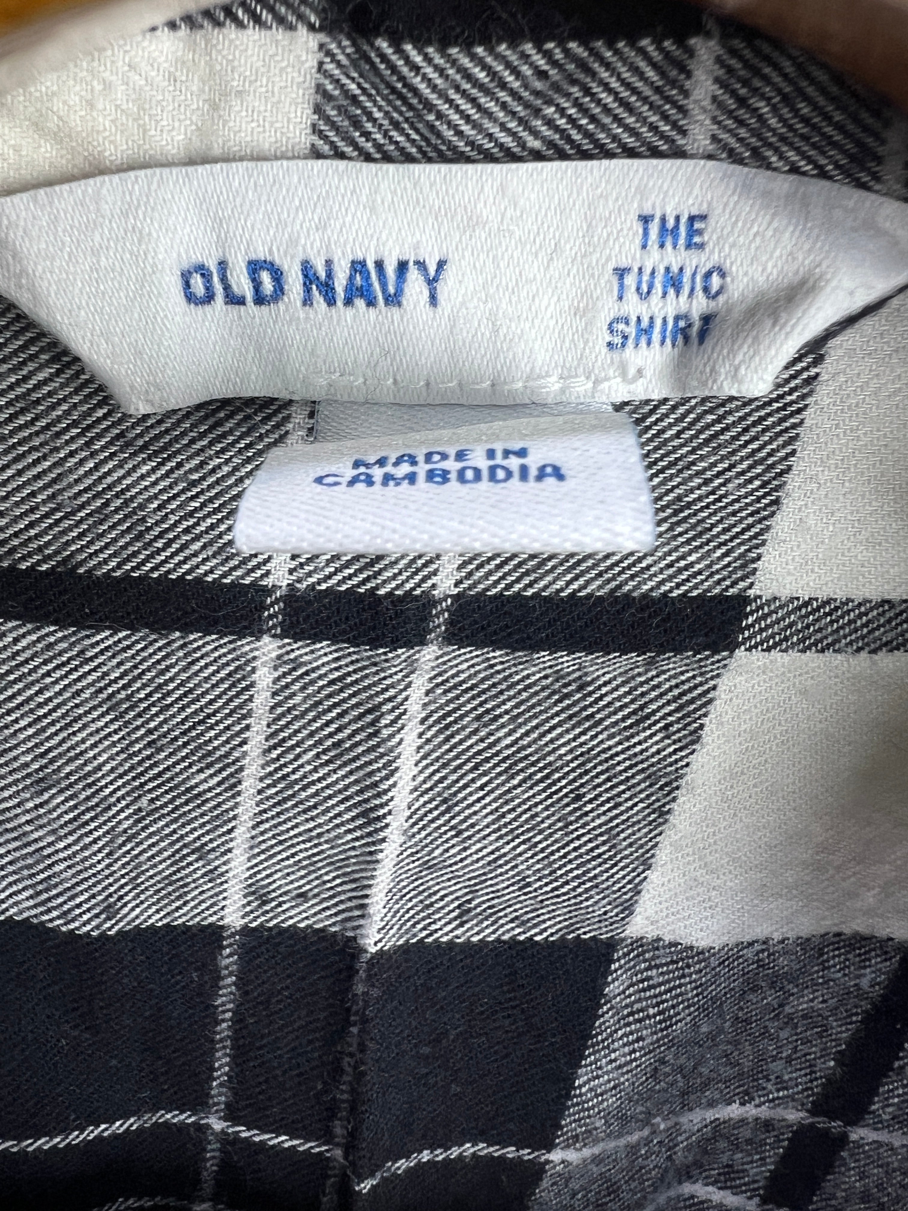 Old Navy Shirt (Women) (Large/X-Large)
