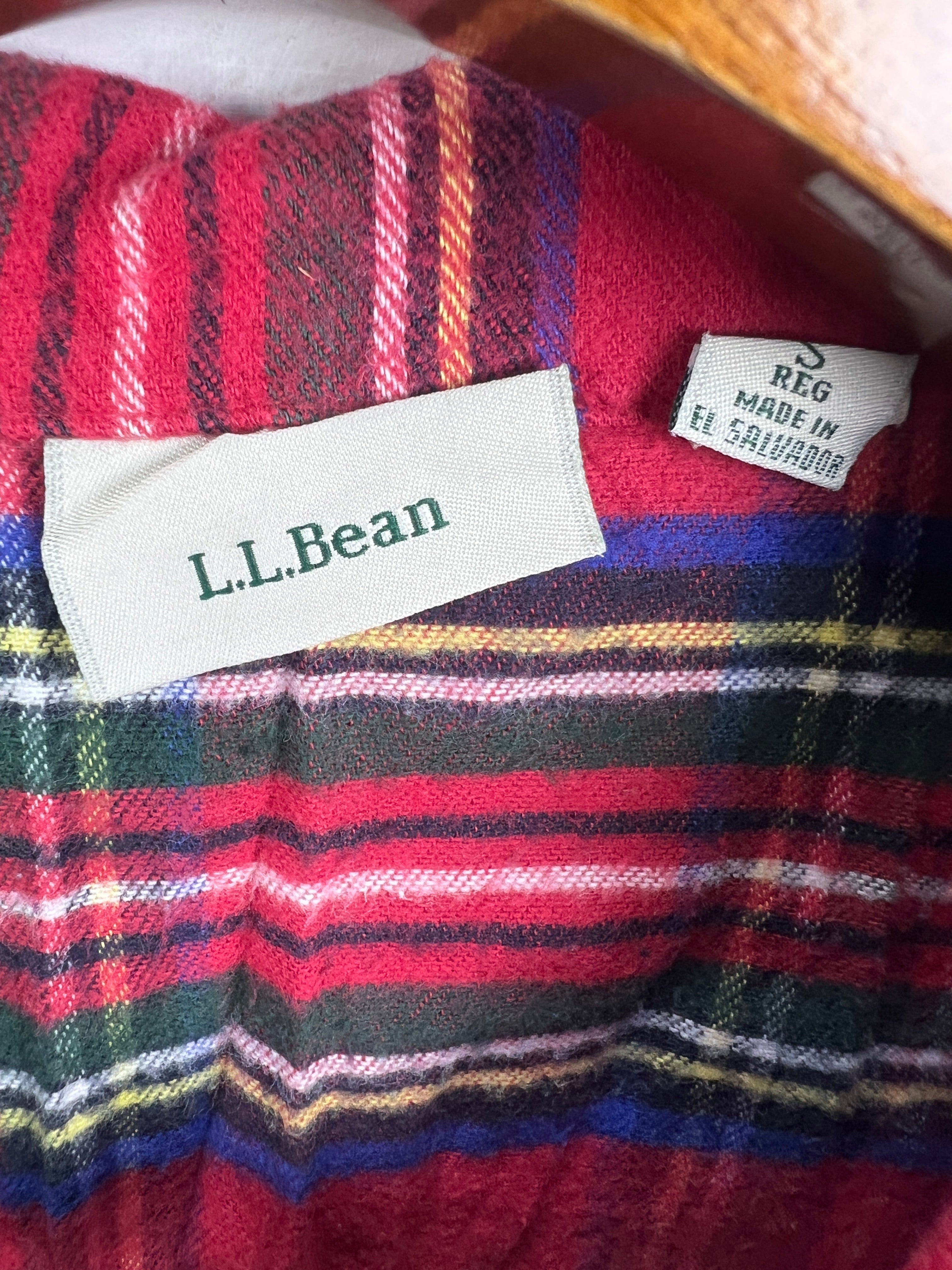 LL Bean Shirt (Women) (Medium)