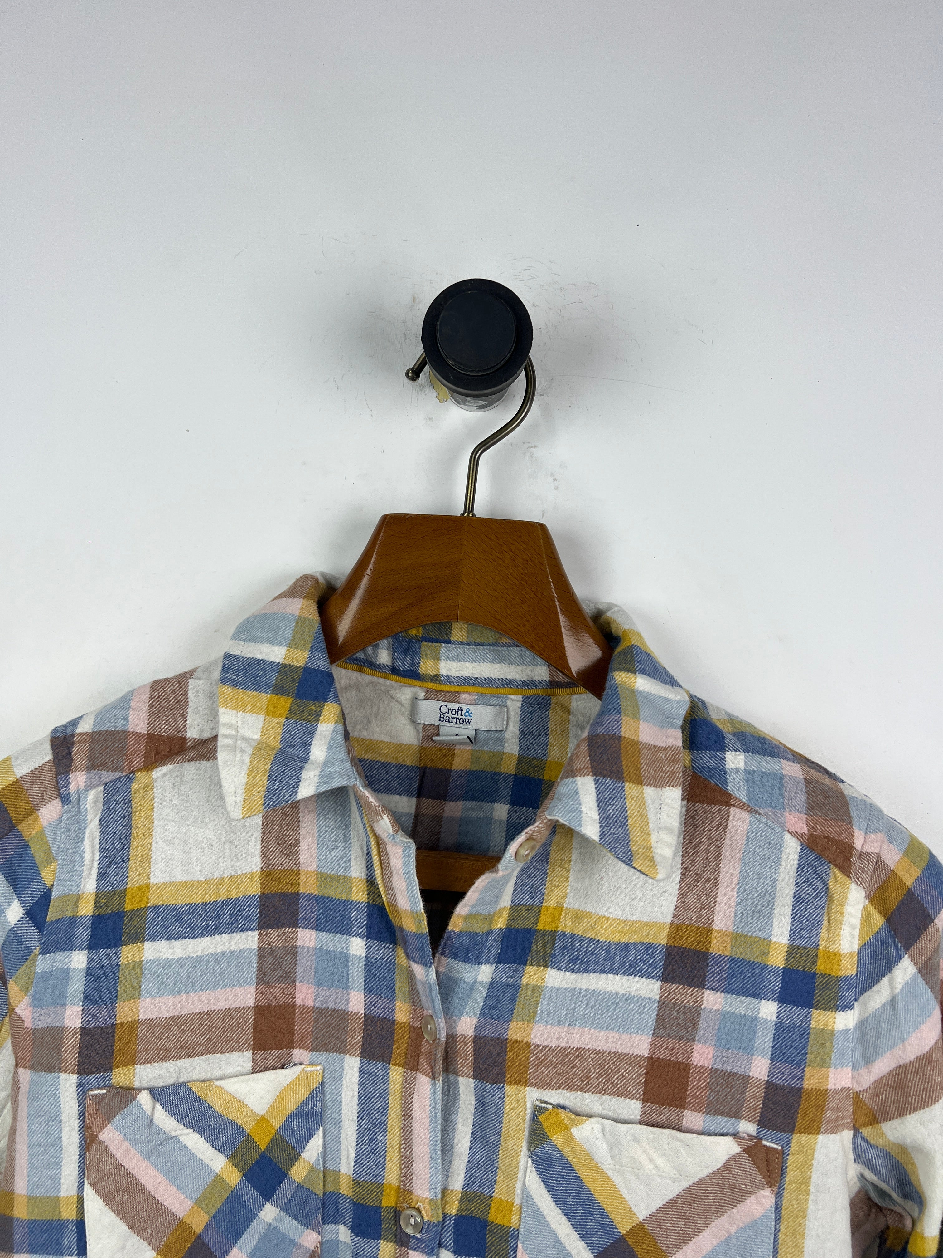 Croft & Barrow Shirt (Women) (Small)