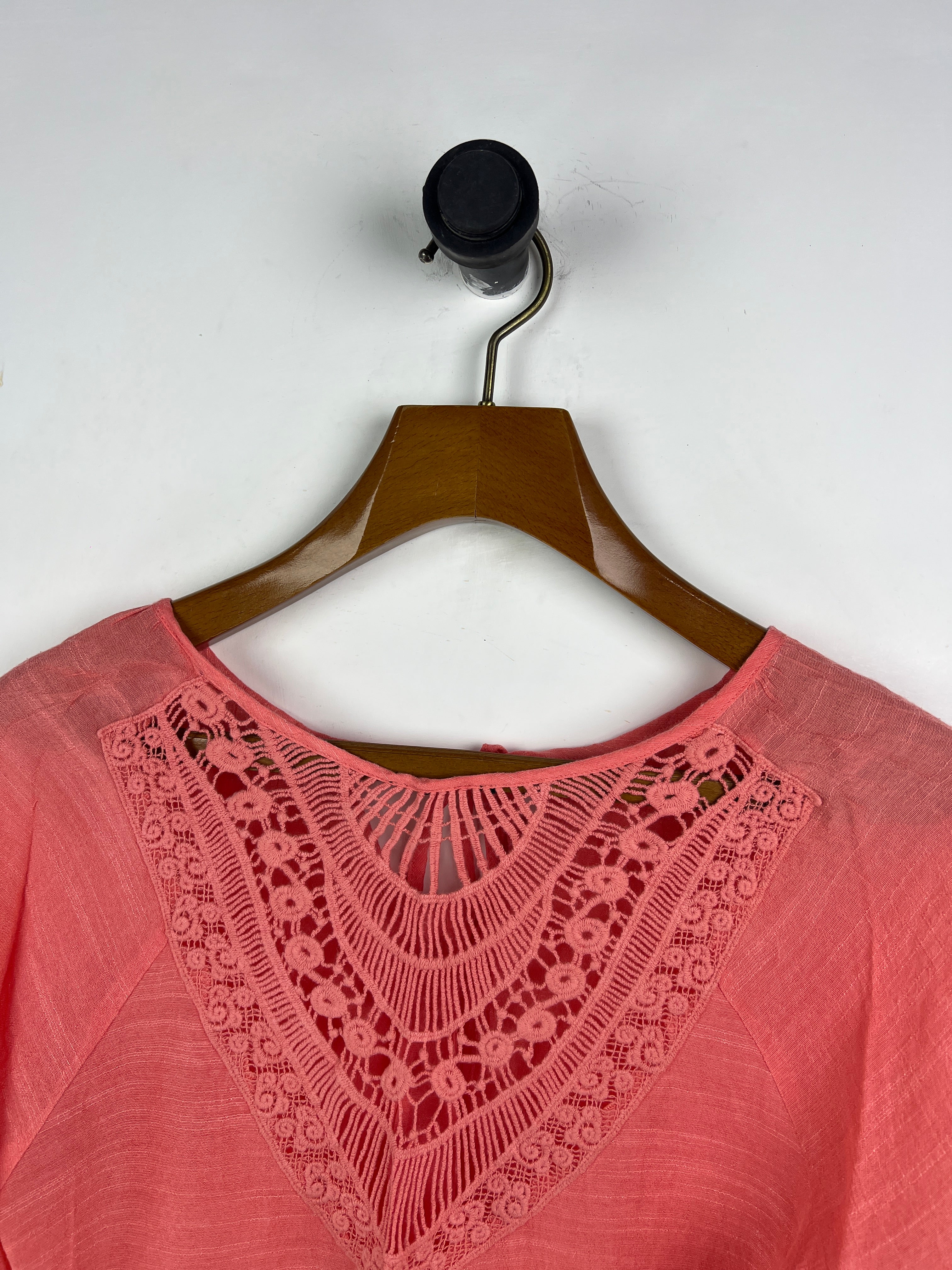 Blouse (Women) (Medium-Large)