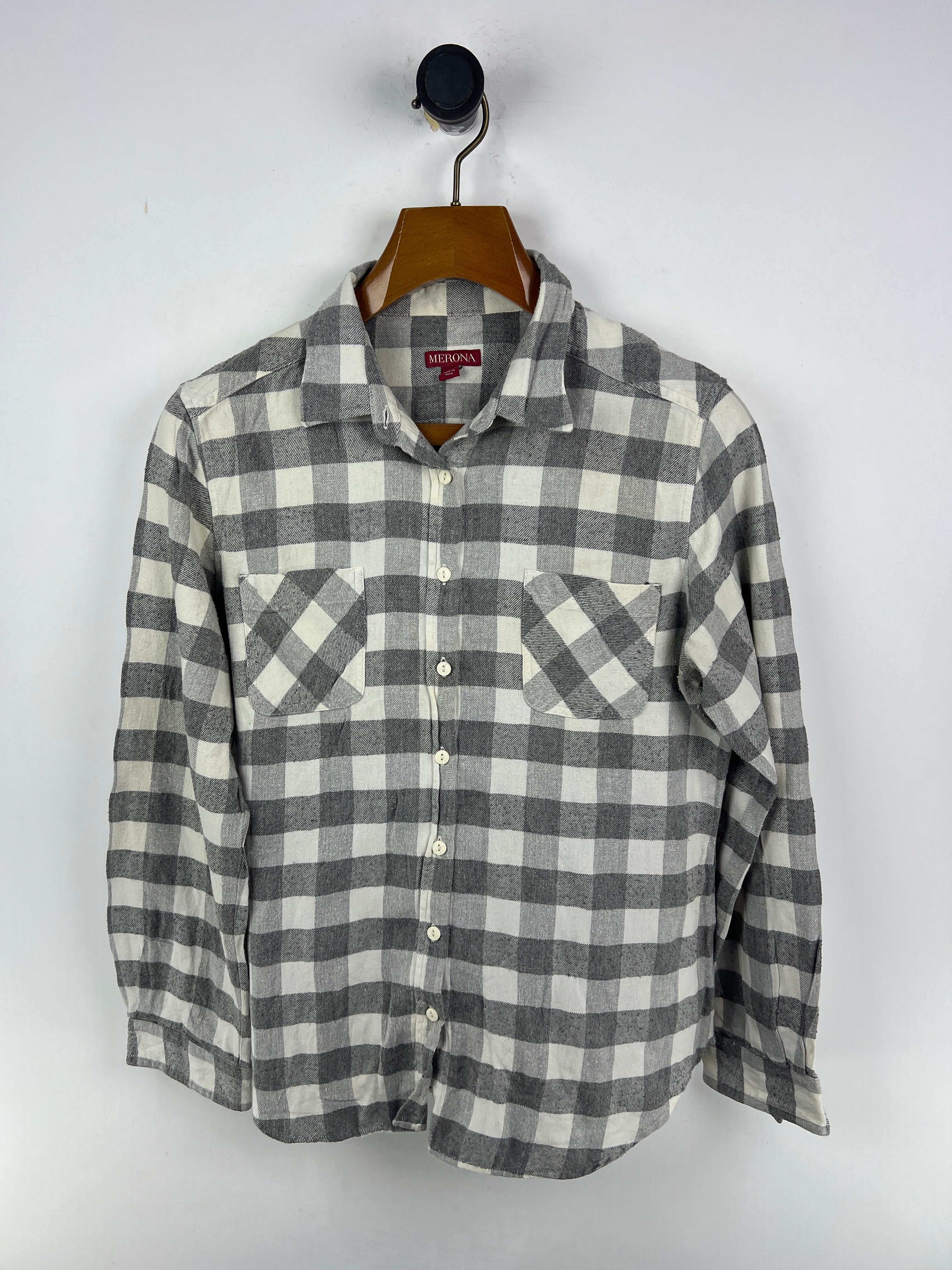 Merona Shirt (Women) (Medium-Large)