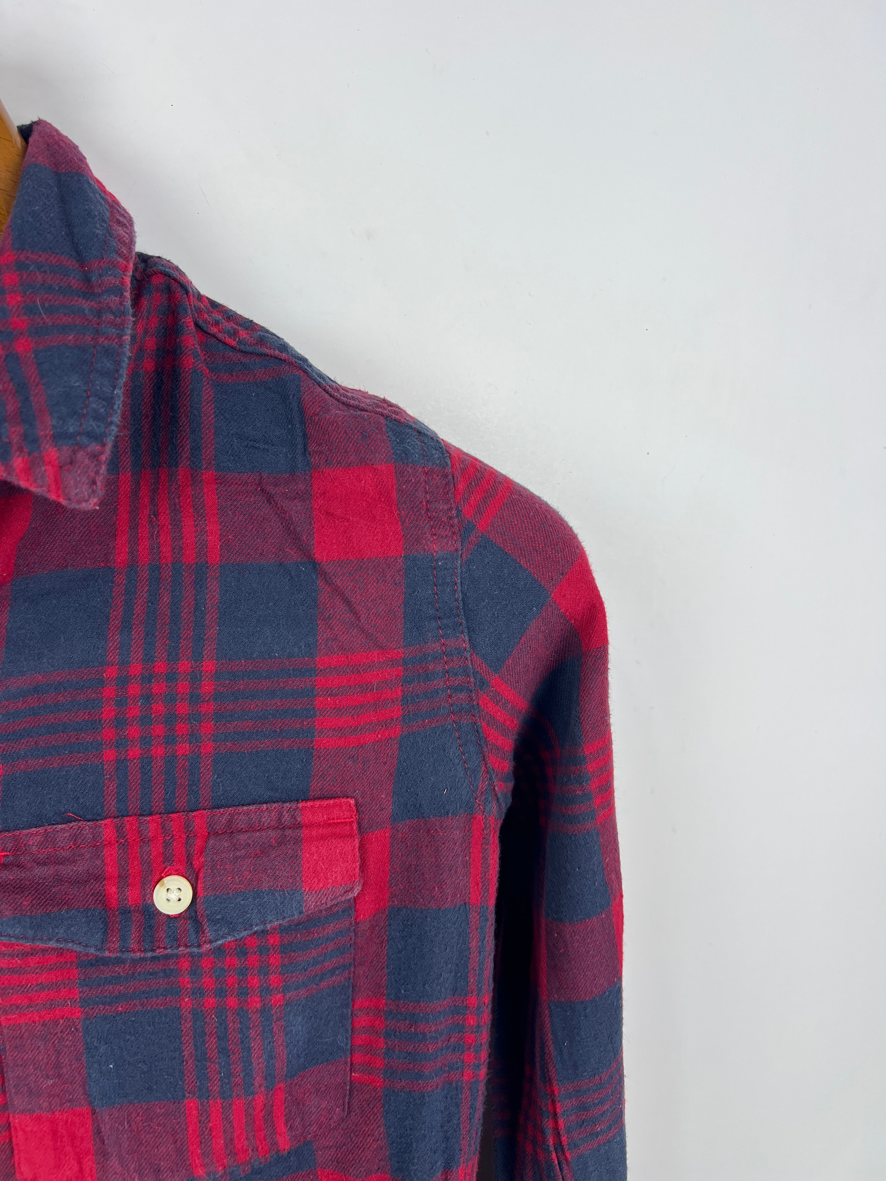 Mossimo Shirt (Women) (Small)