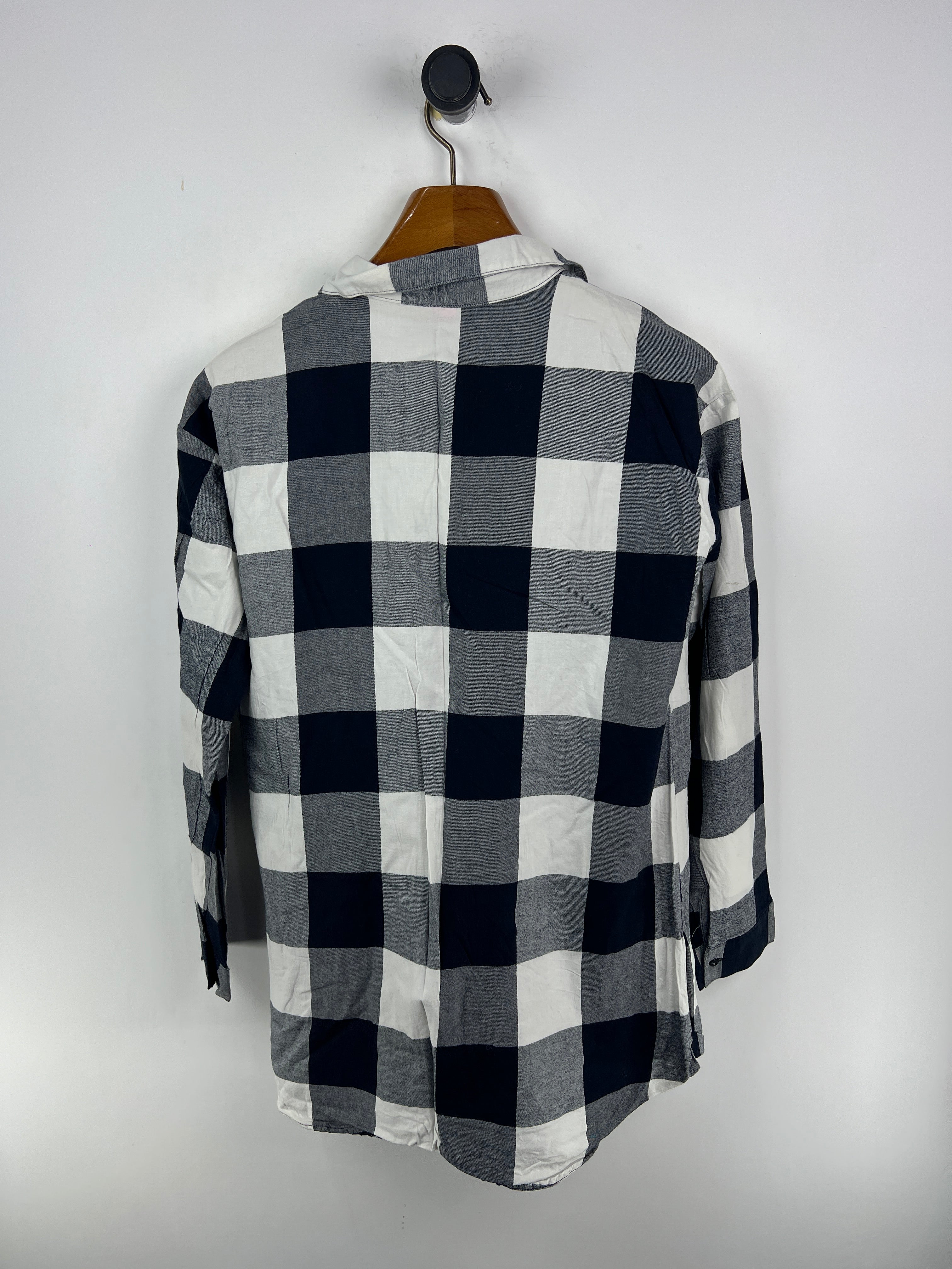 La Senza Shirt (Women) (Medium-Large)