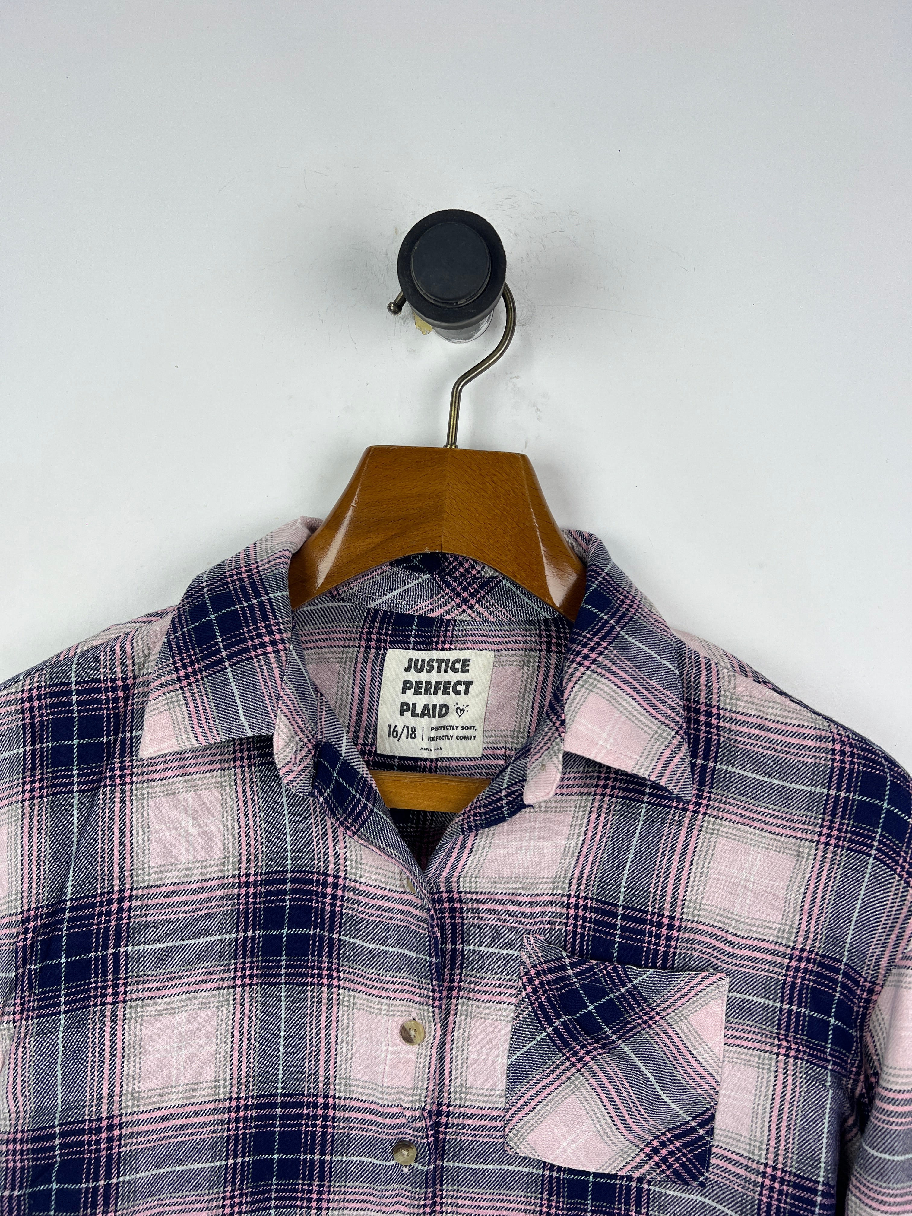 Just Shirt (Women) (Medium)