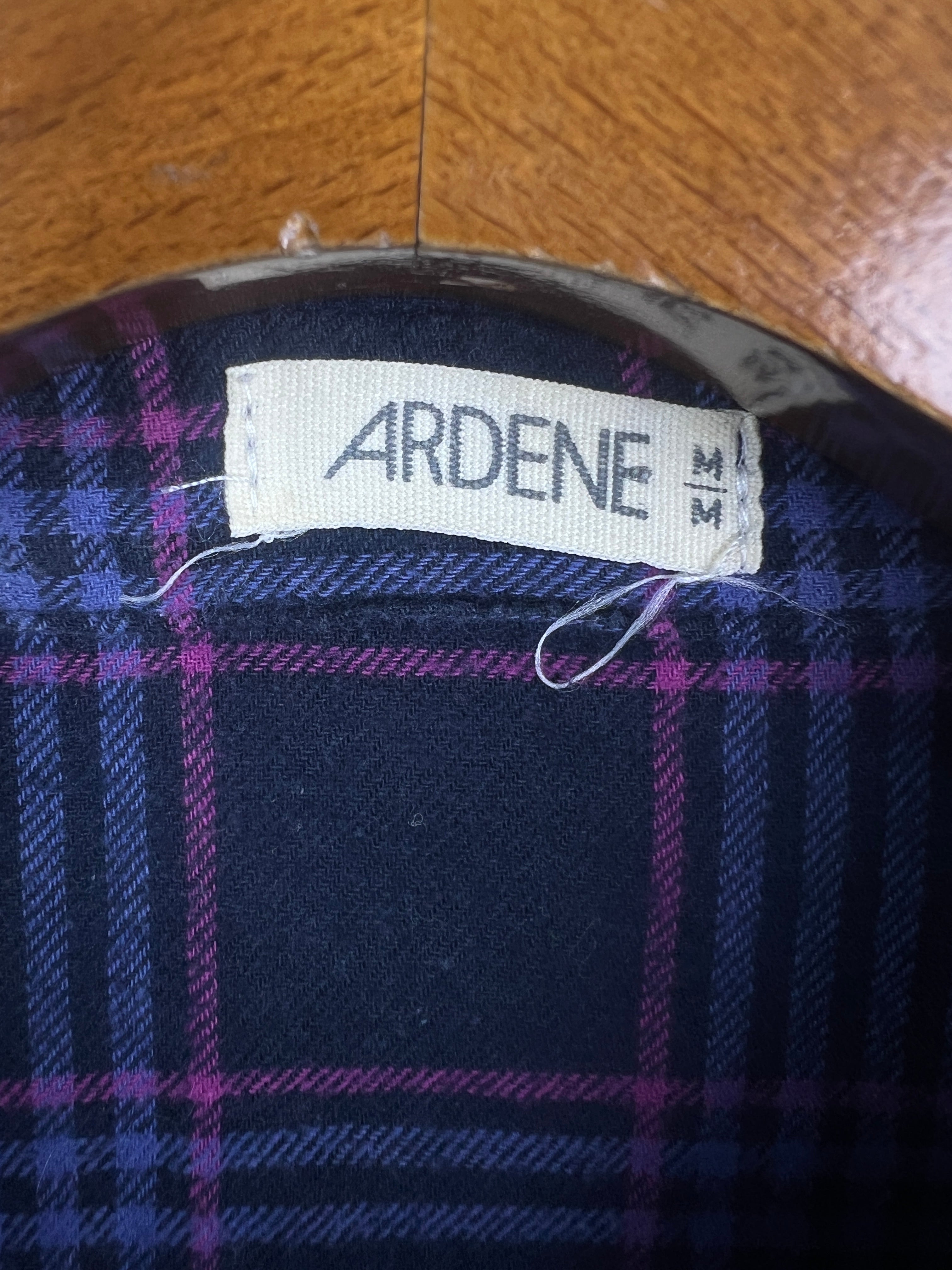 Ardene Shirt (Women) (Medium)