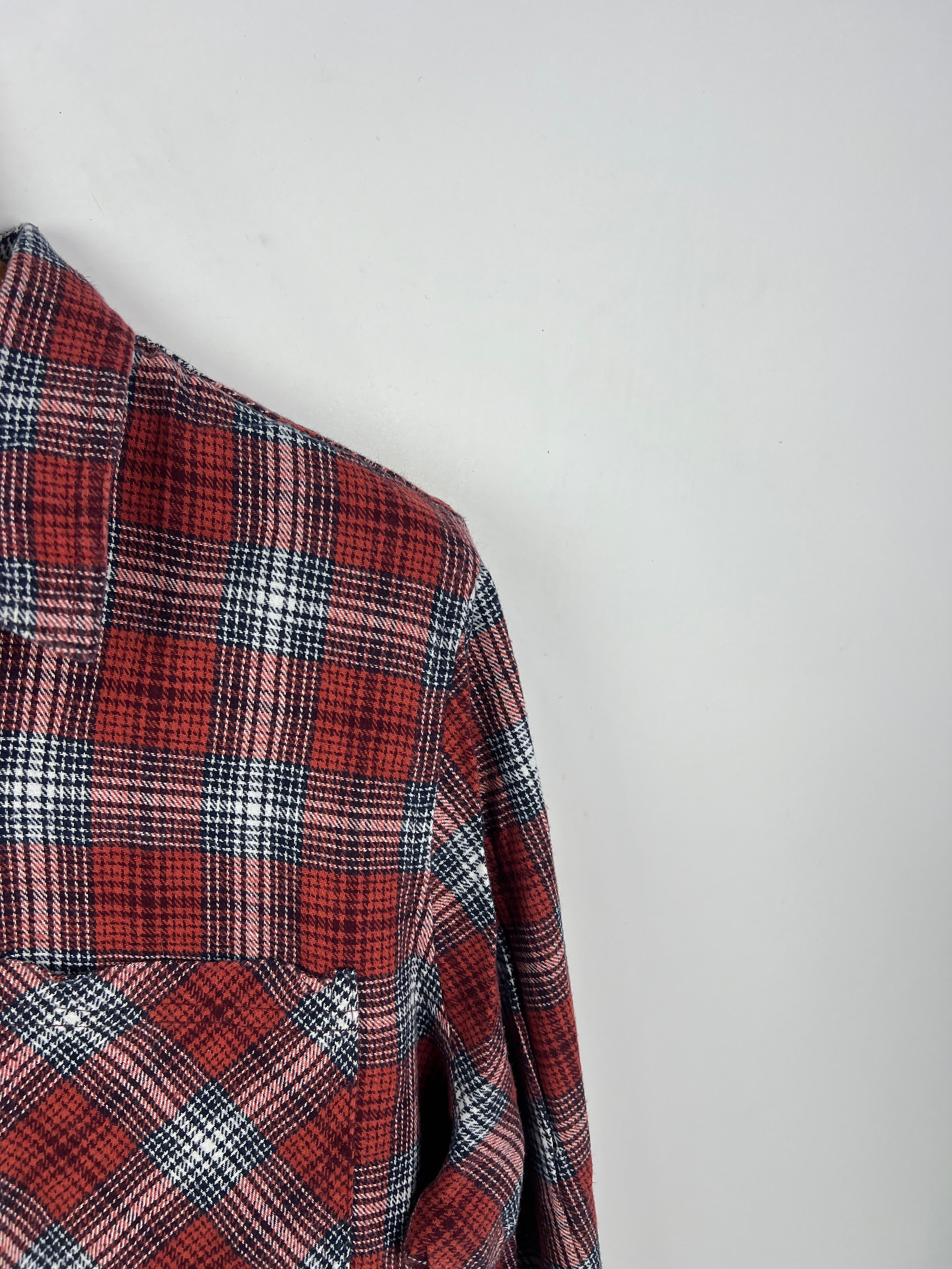 Universal Thread Shirt (Women) (XX-Large)