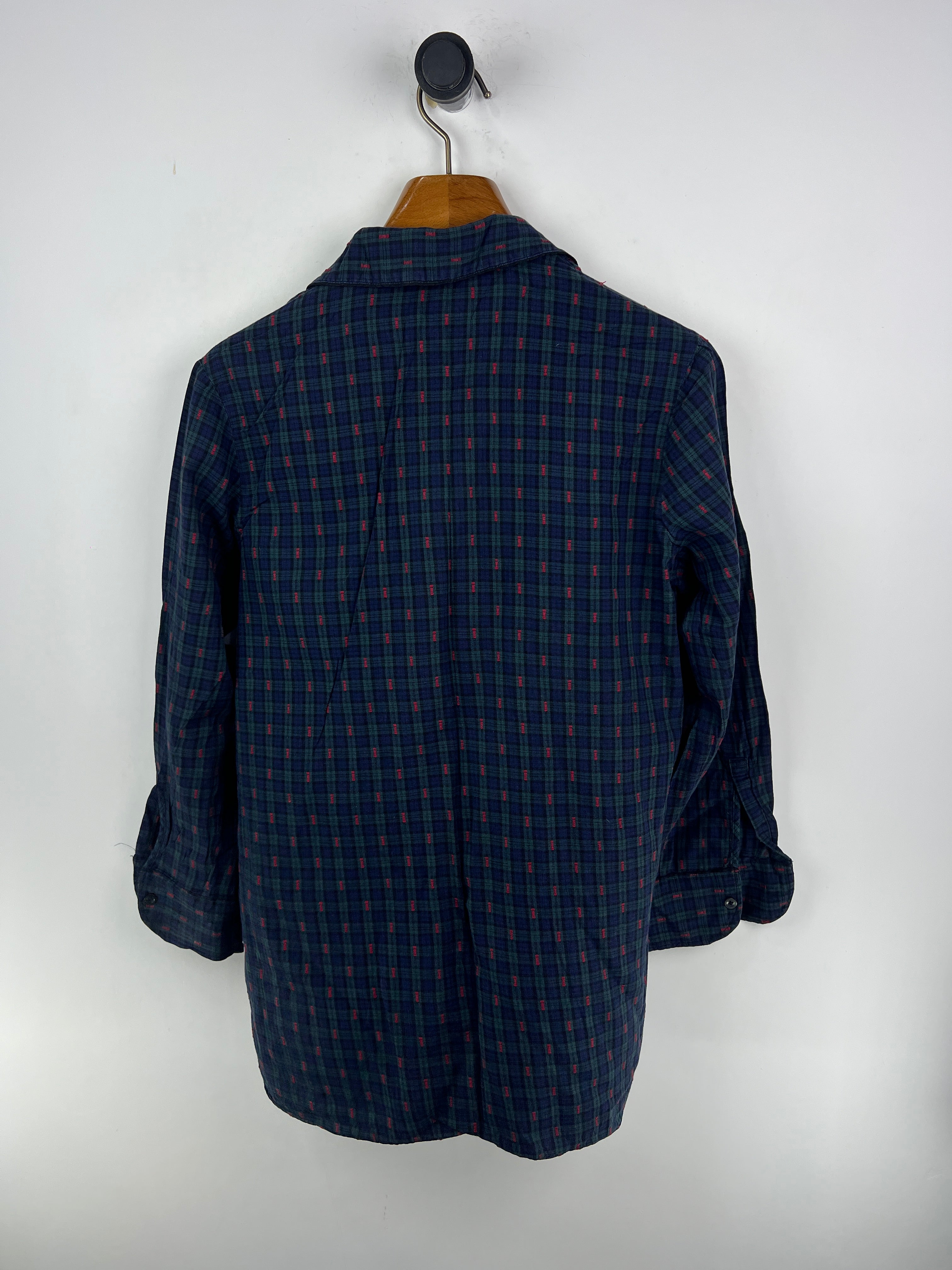 Gap Shirt (Women) (Medium-Large)
