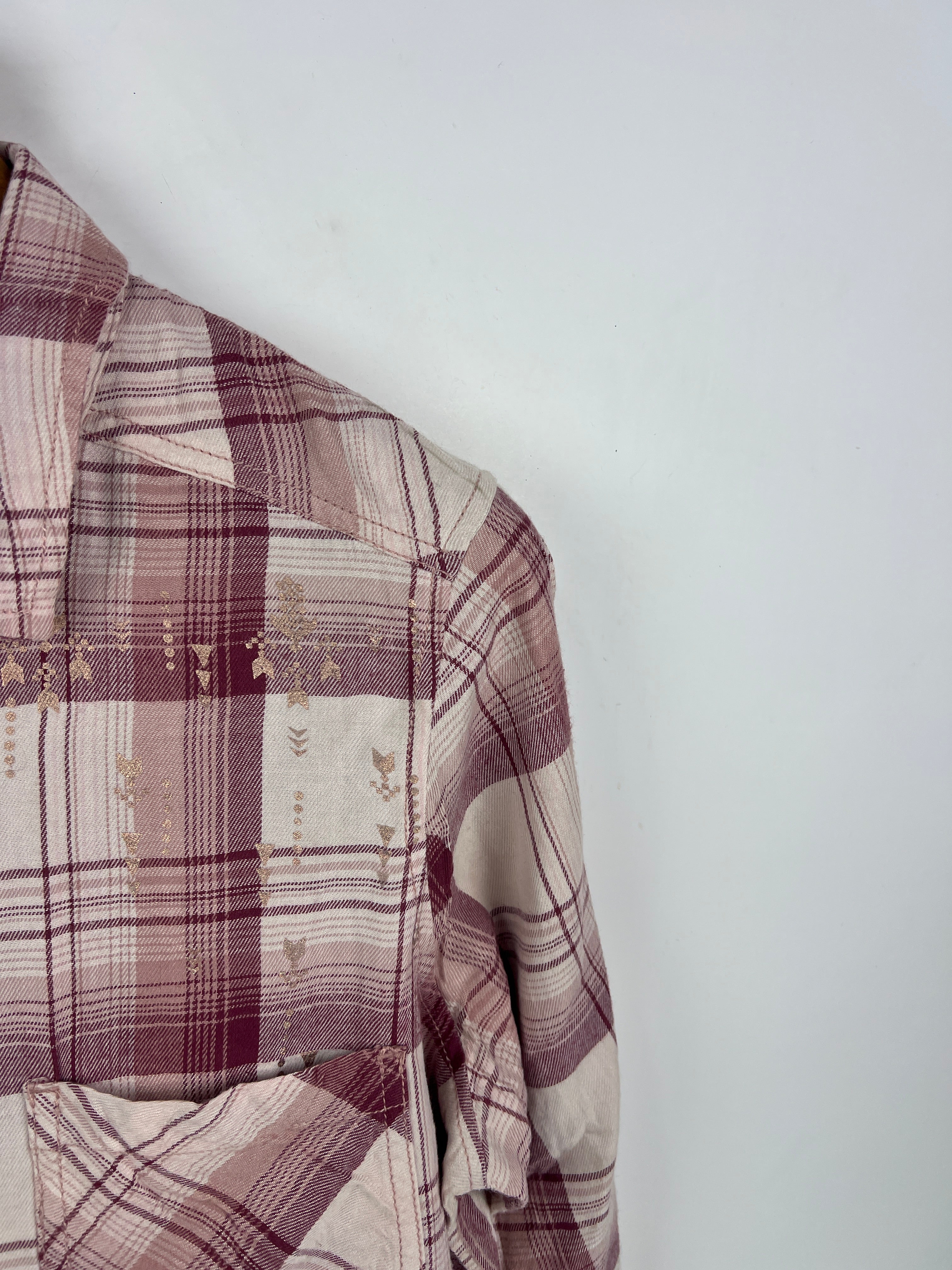 Mudd Shirt (Women) (X-Large)