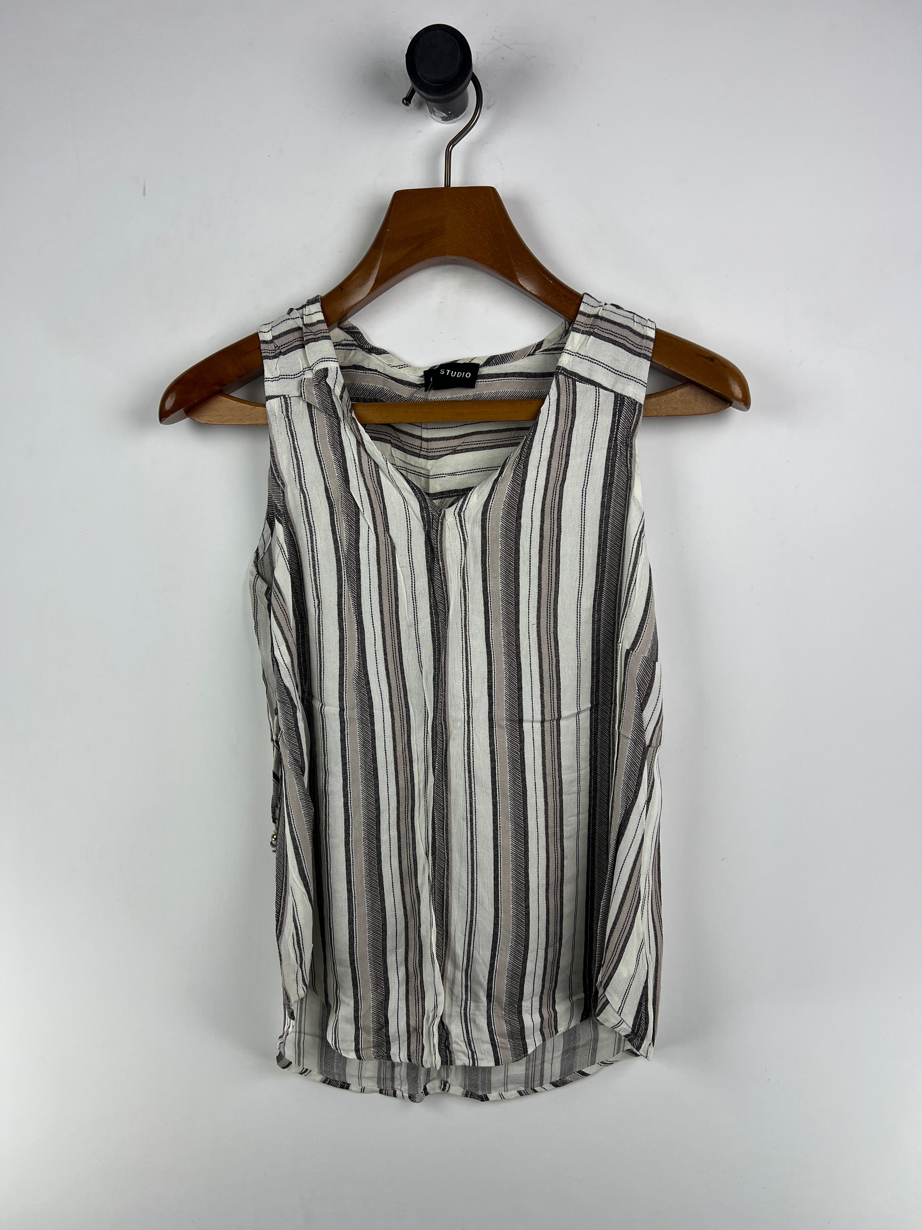 Studio Blouse (Women) (Medium)