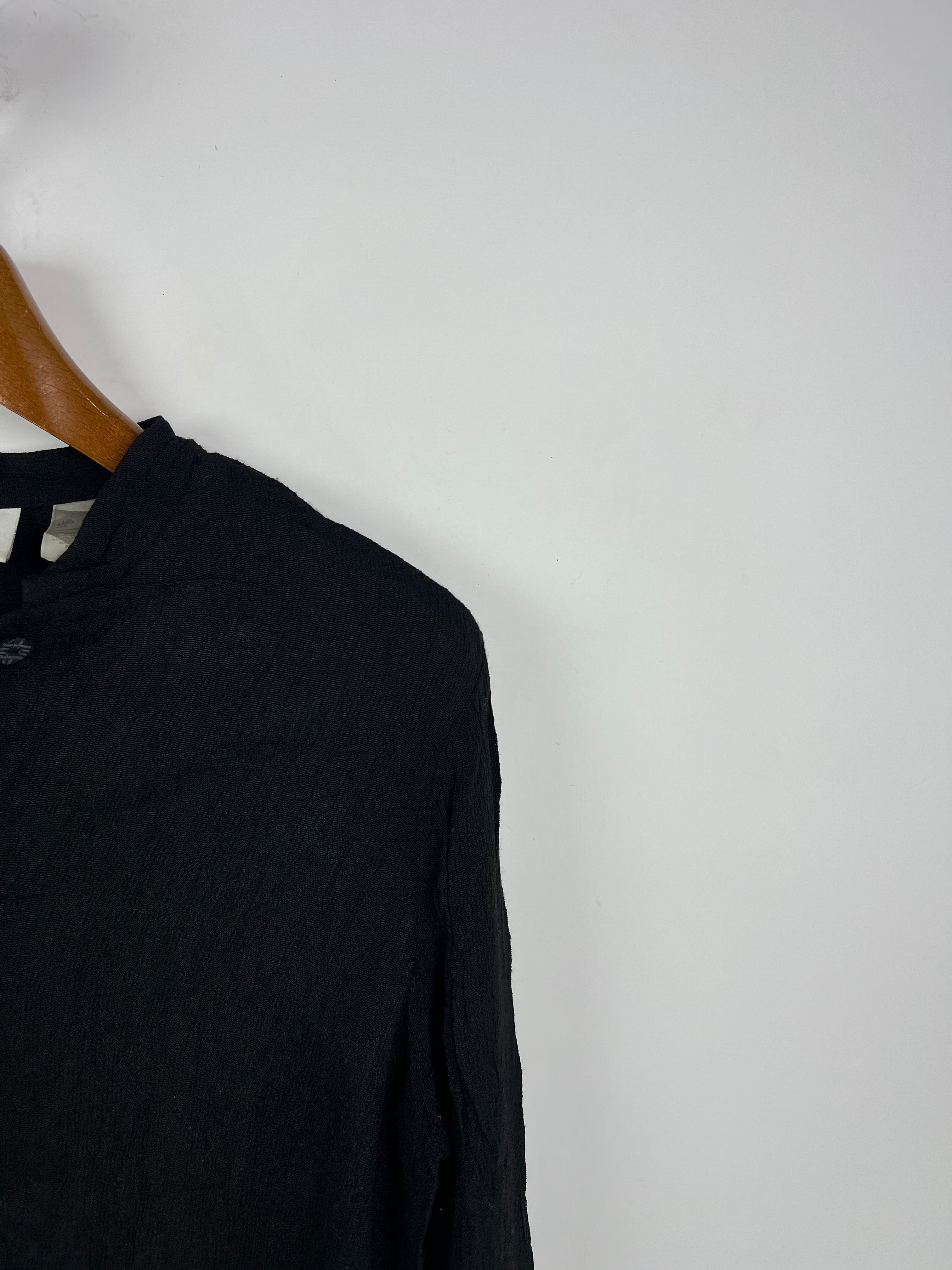 Liz Claiborne Blouse (Women) (Medium-Large)