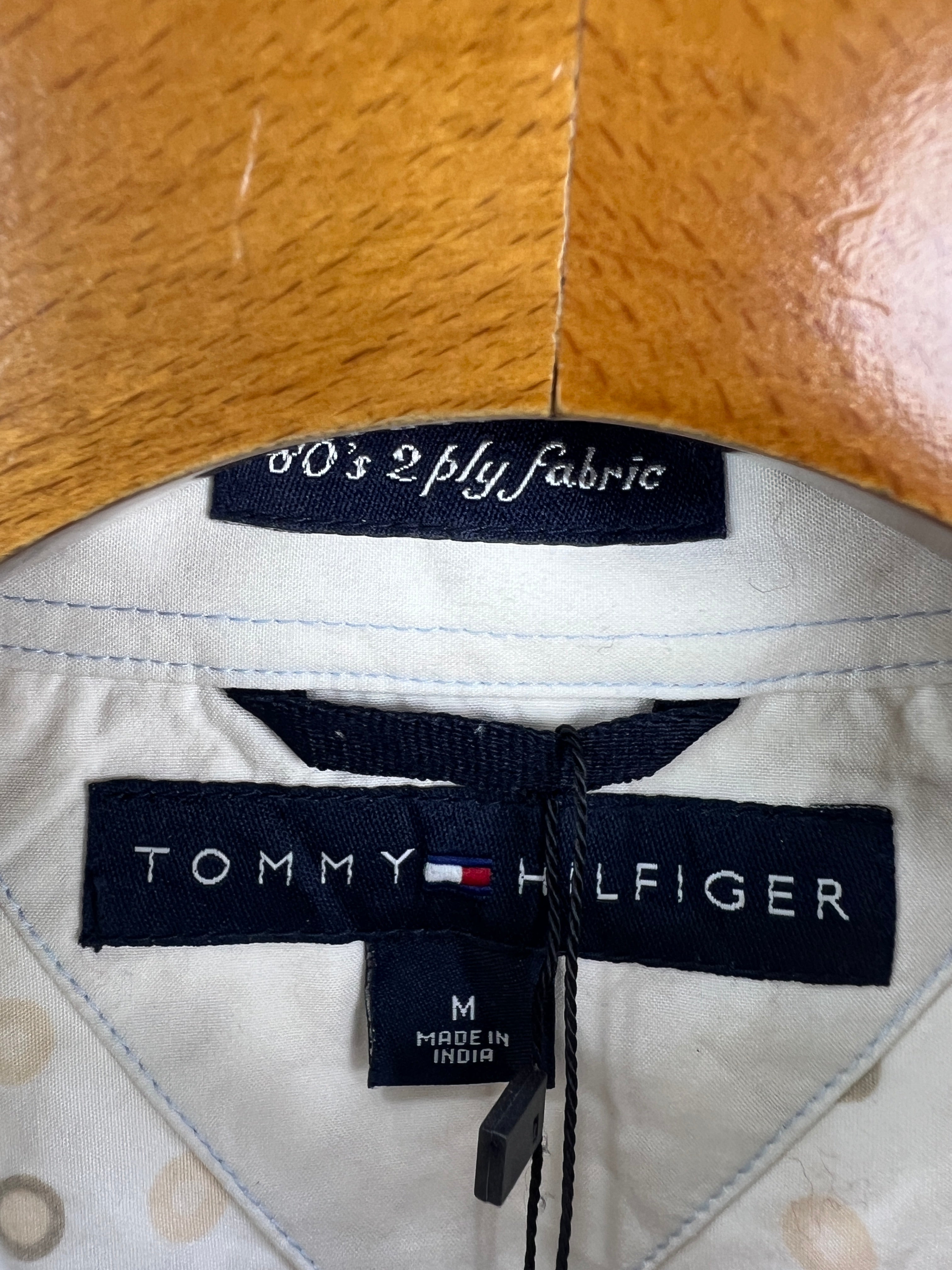 Tommy Hilfiger Shirt (Large)