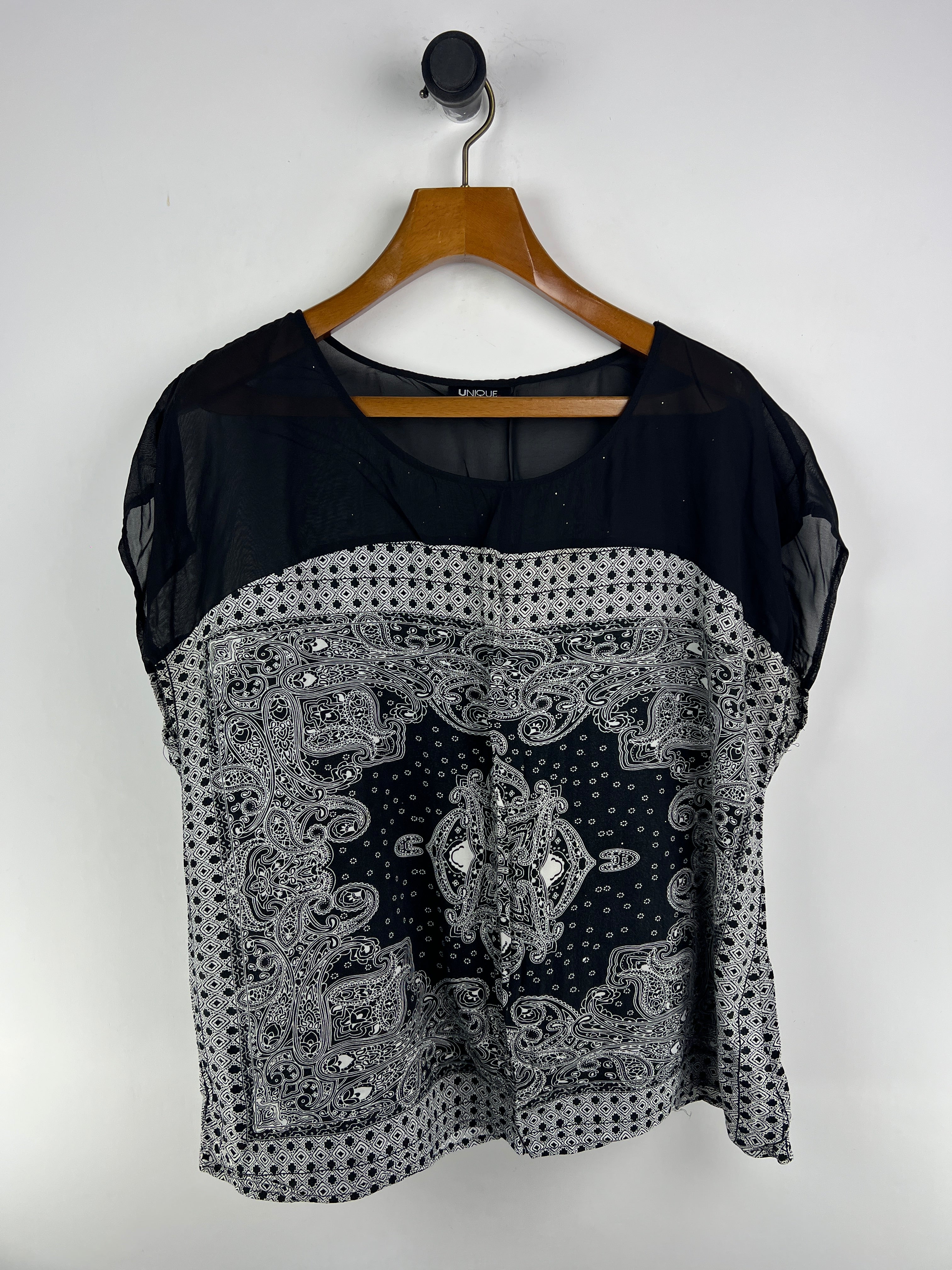 Unique Blouse (Women) (X-Large)