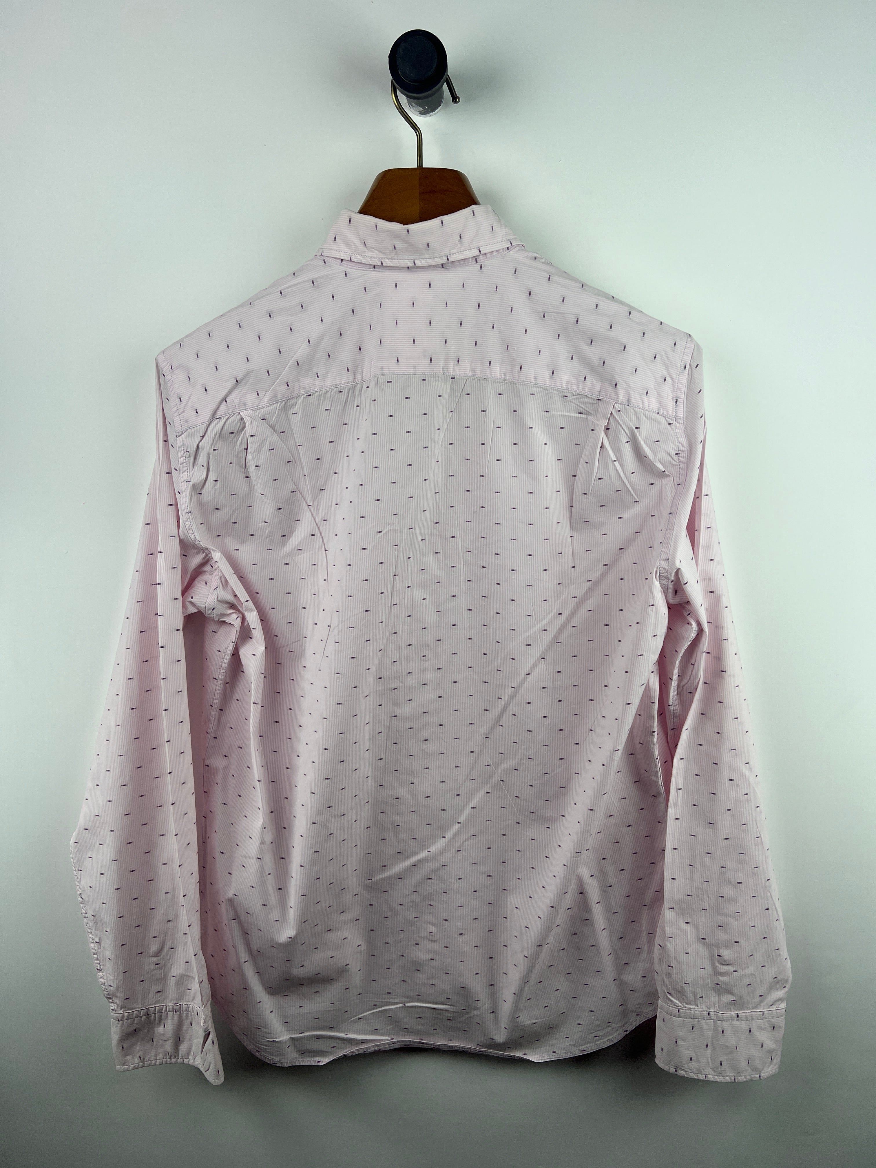 Gap Shirt (Medium-Large)