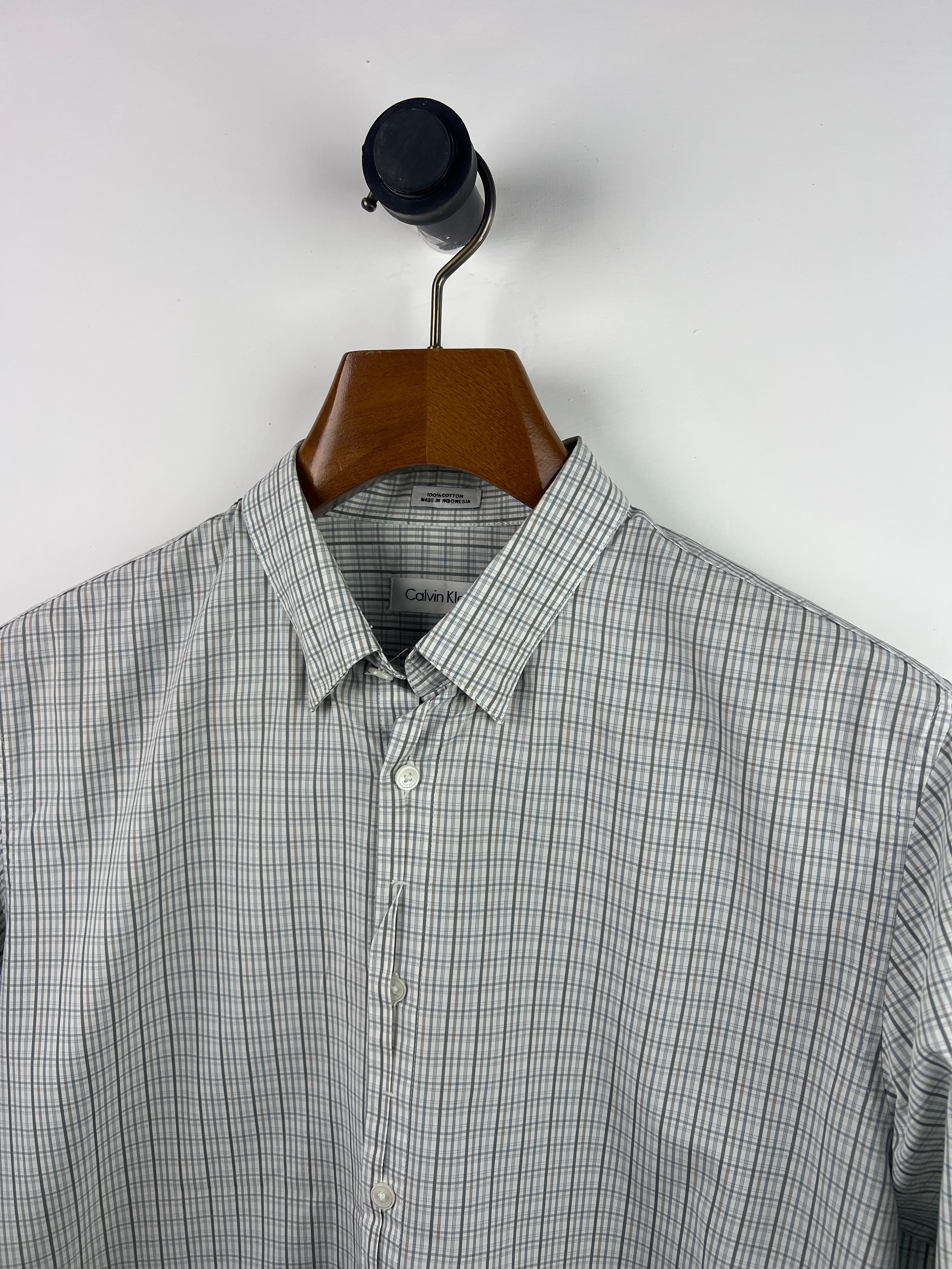 Calvin Klein Shirt (Medium-Large)