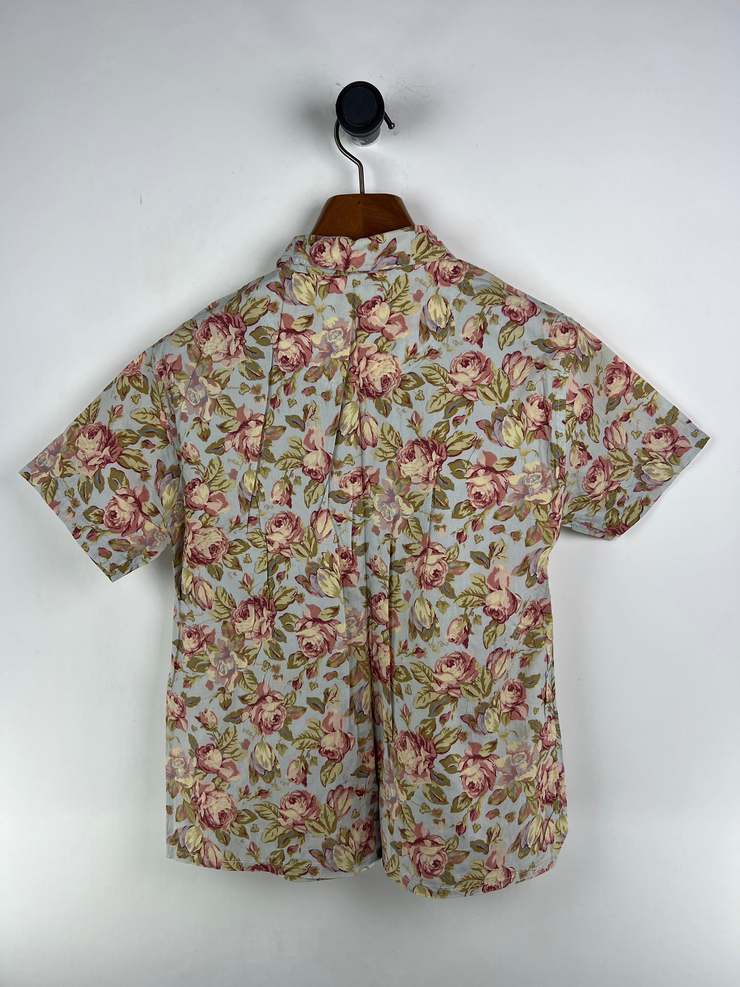 Liz Blouse (Women) (Medium-Large)