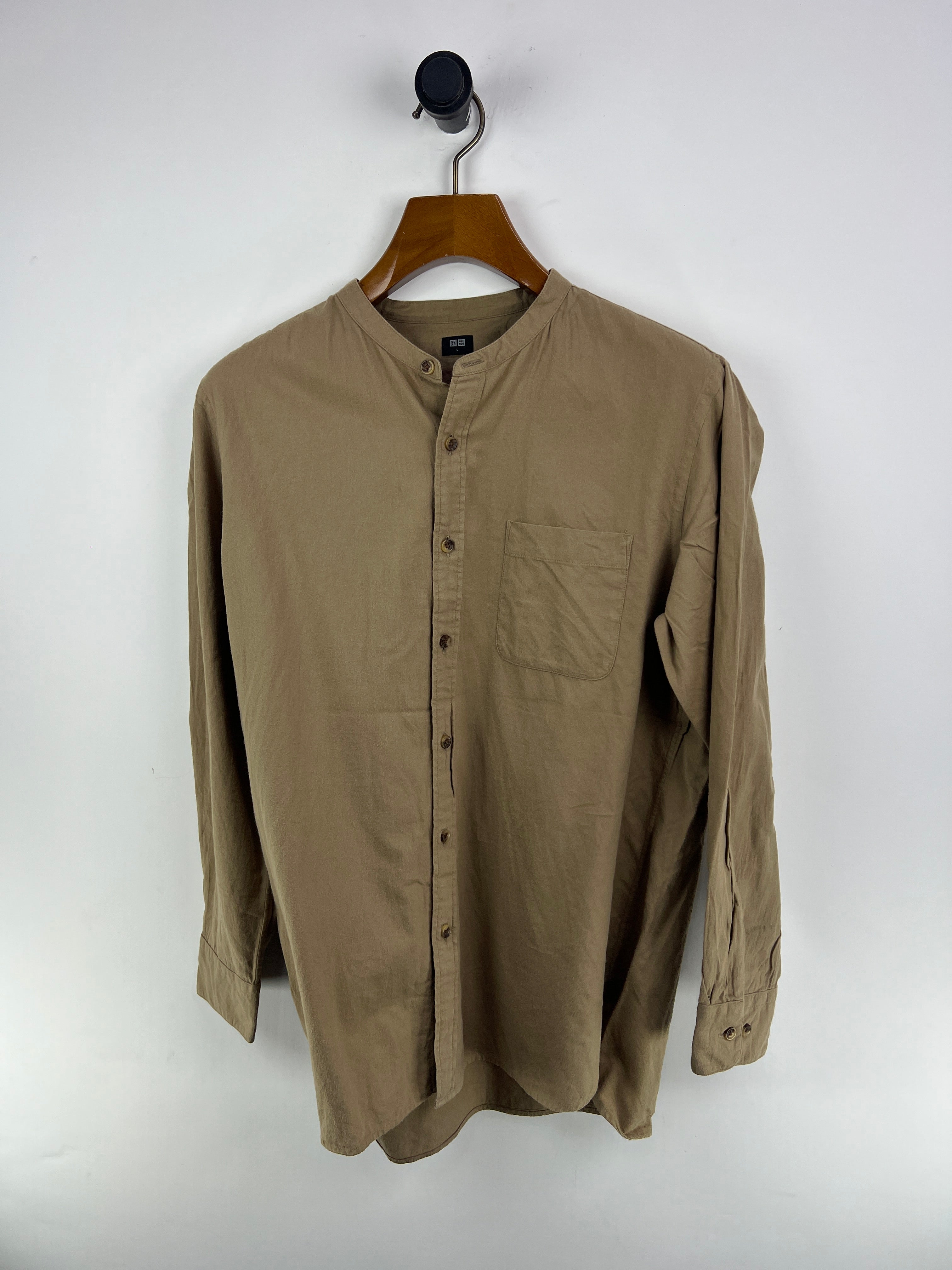 Uniqlo Linen Shirt (Medium-Large)