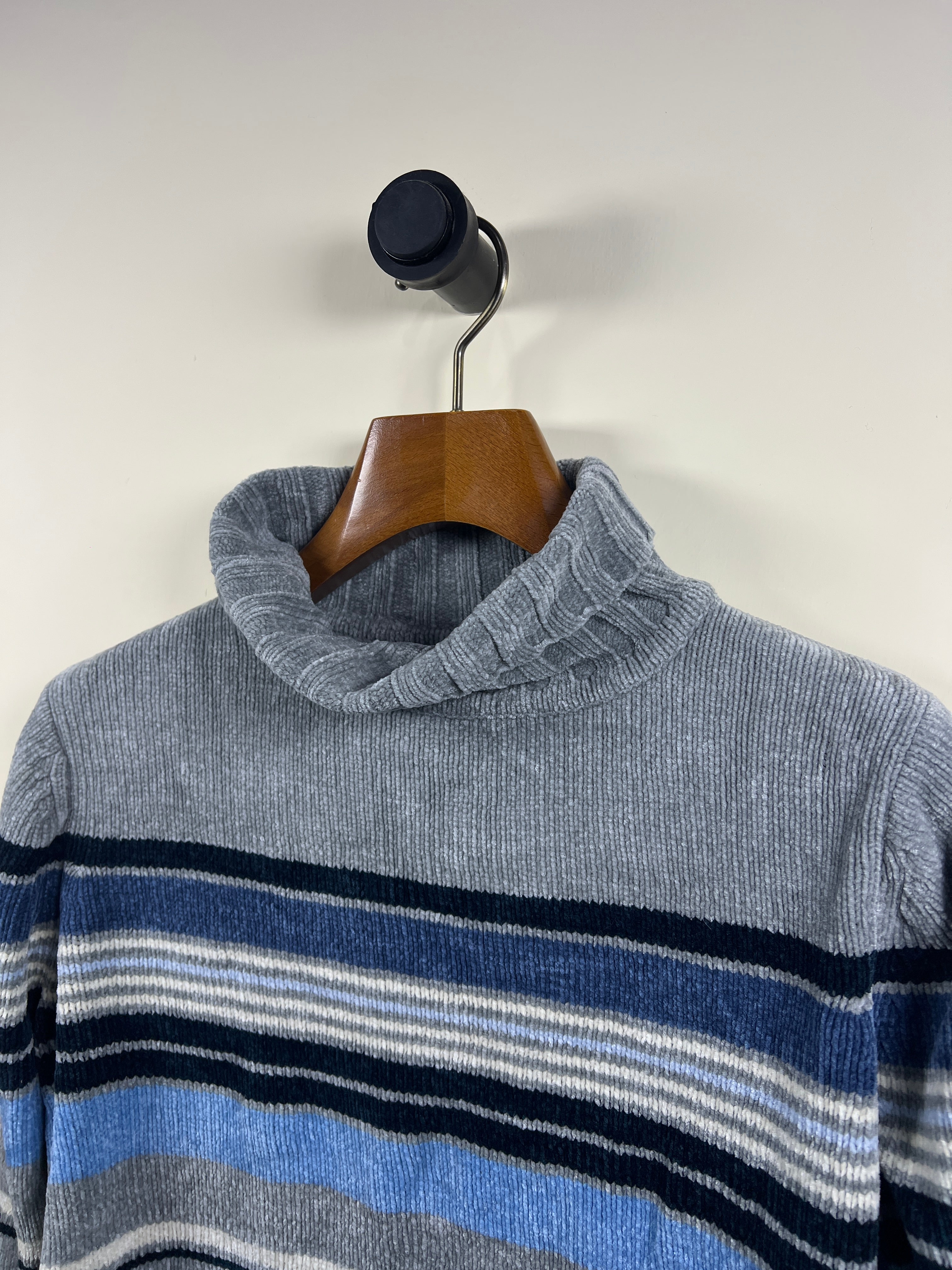 Designer Studio Velvet Sweater (Women) (Medium)