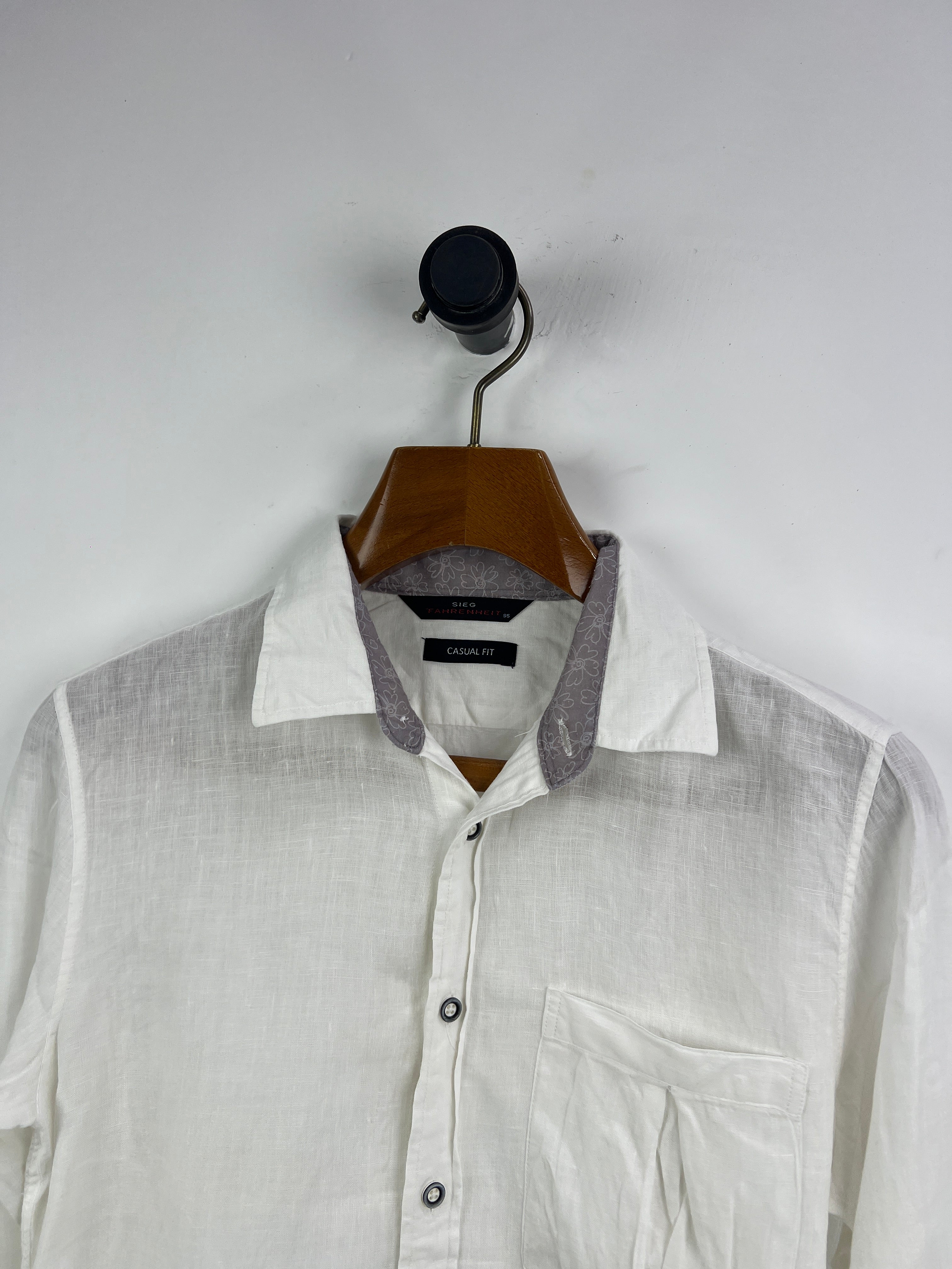 Farhenhiet Linen Shirt (Small)