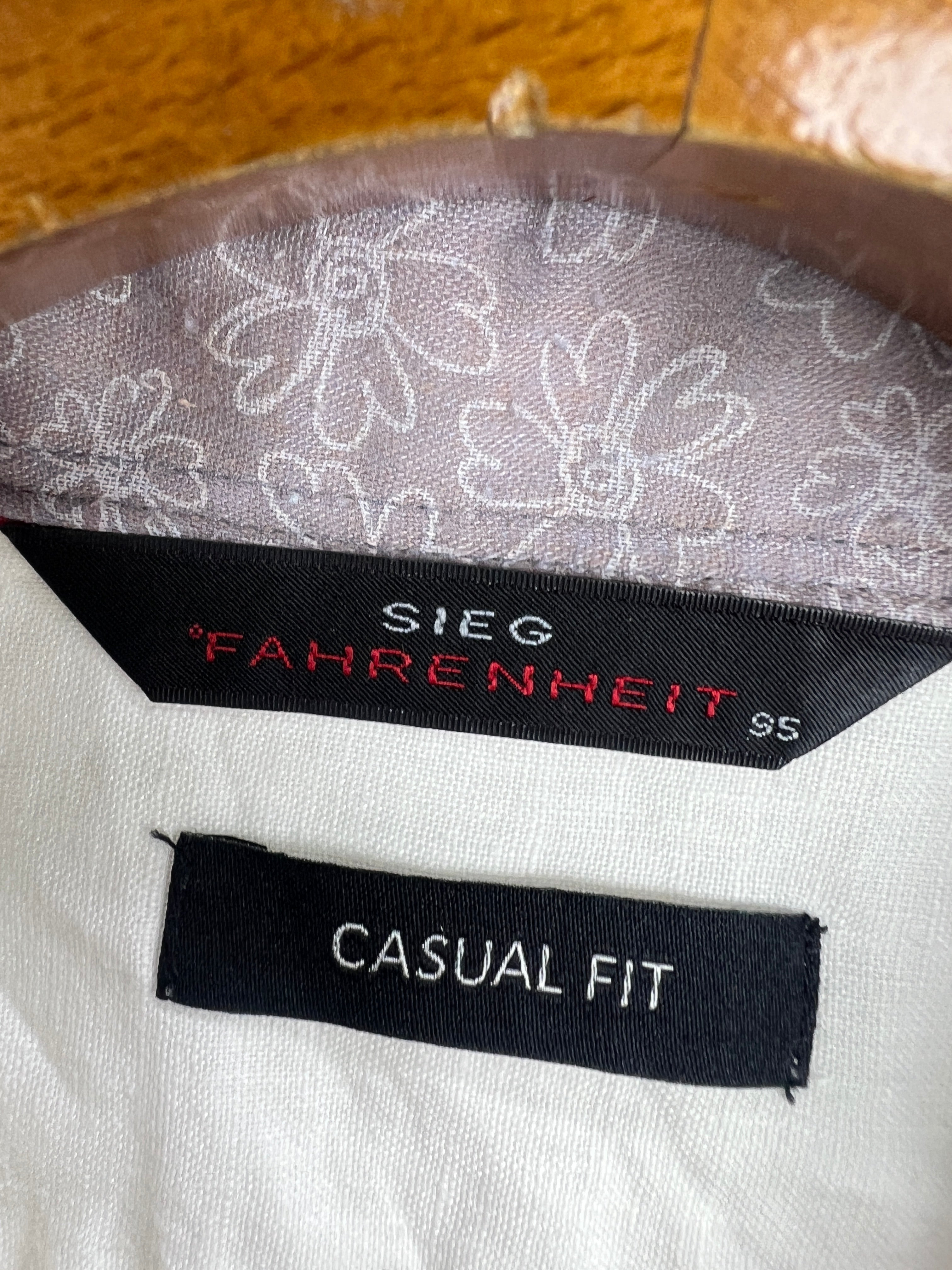 Farhenhiet Linen Shirt (Small)