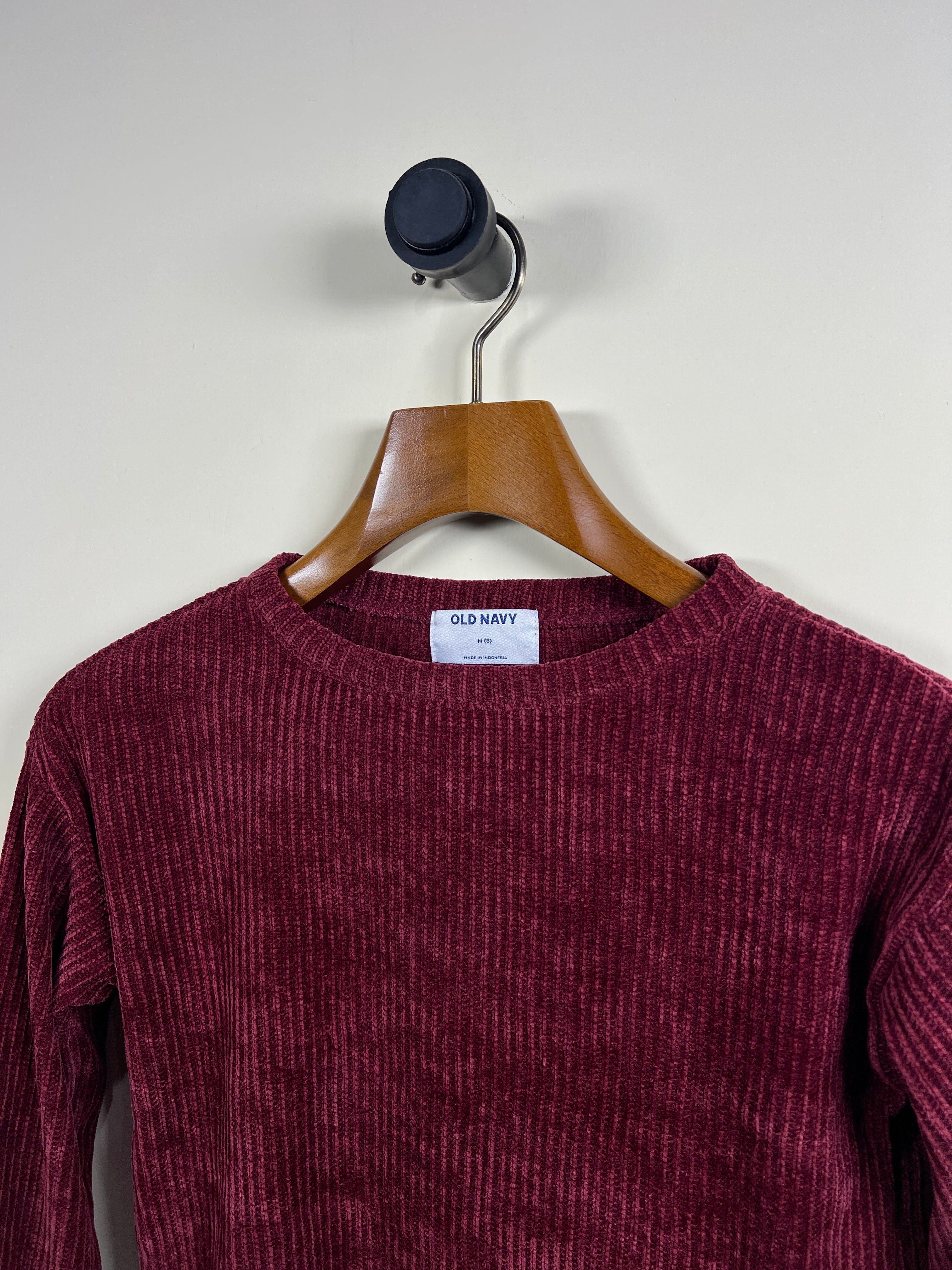 Old Navy Velvet Sweater (Women) (Small-Medium)