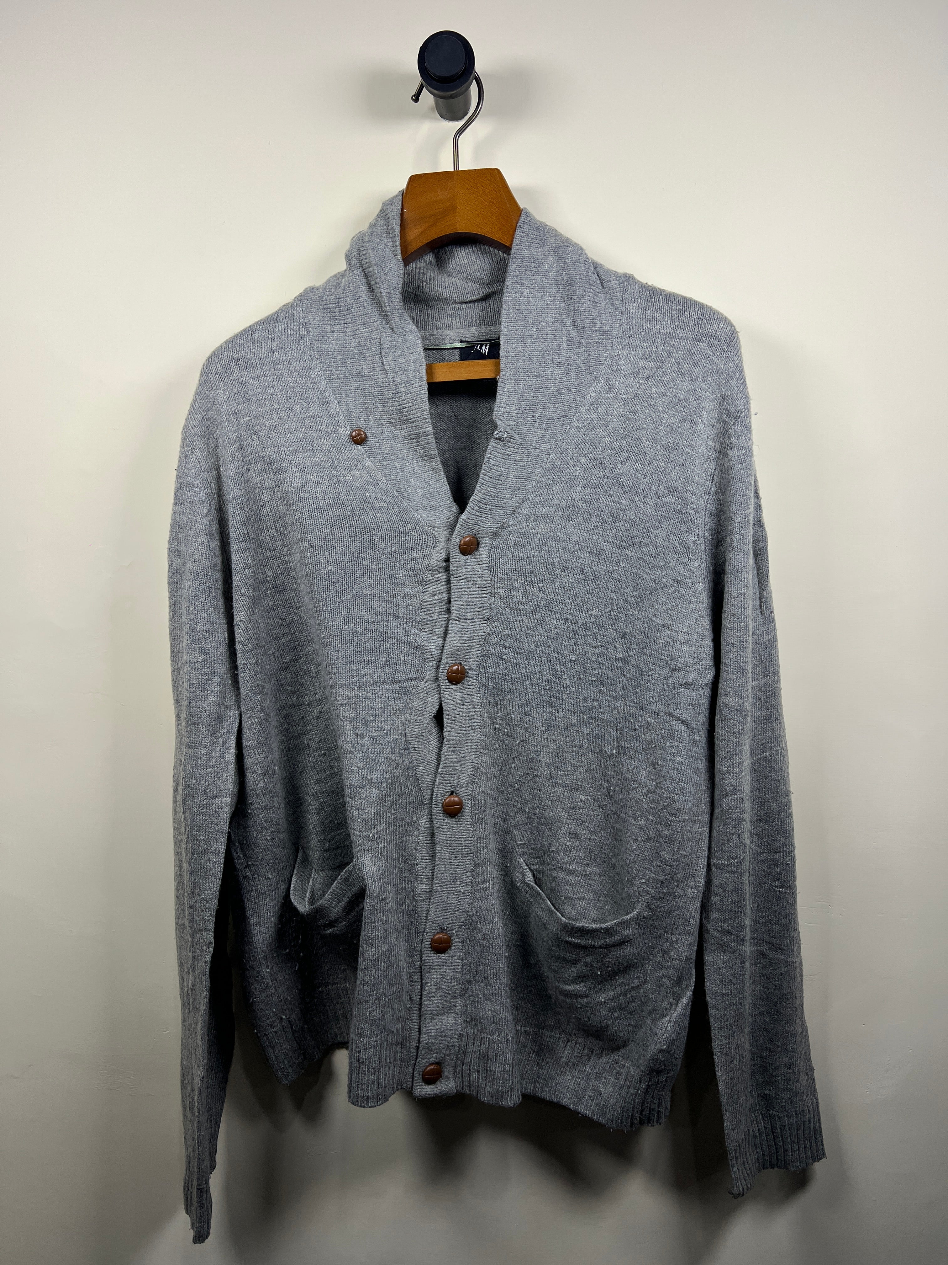 H&M Buttoned Sweater (X-Large)