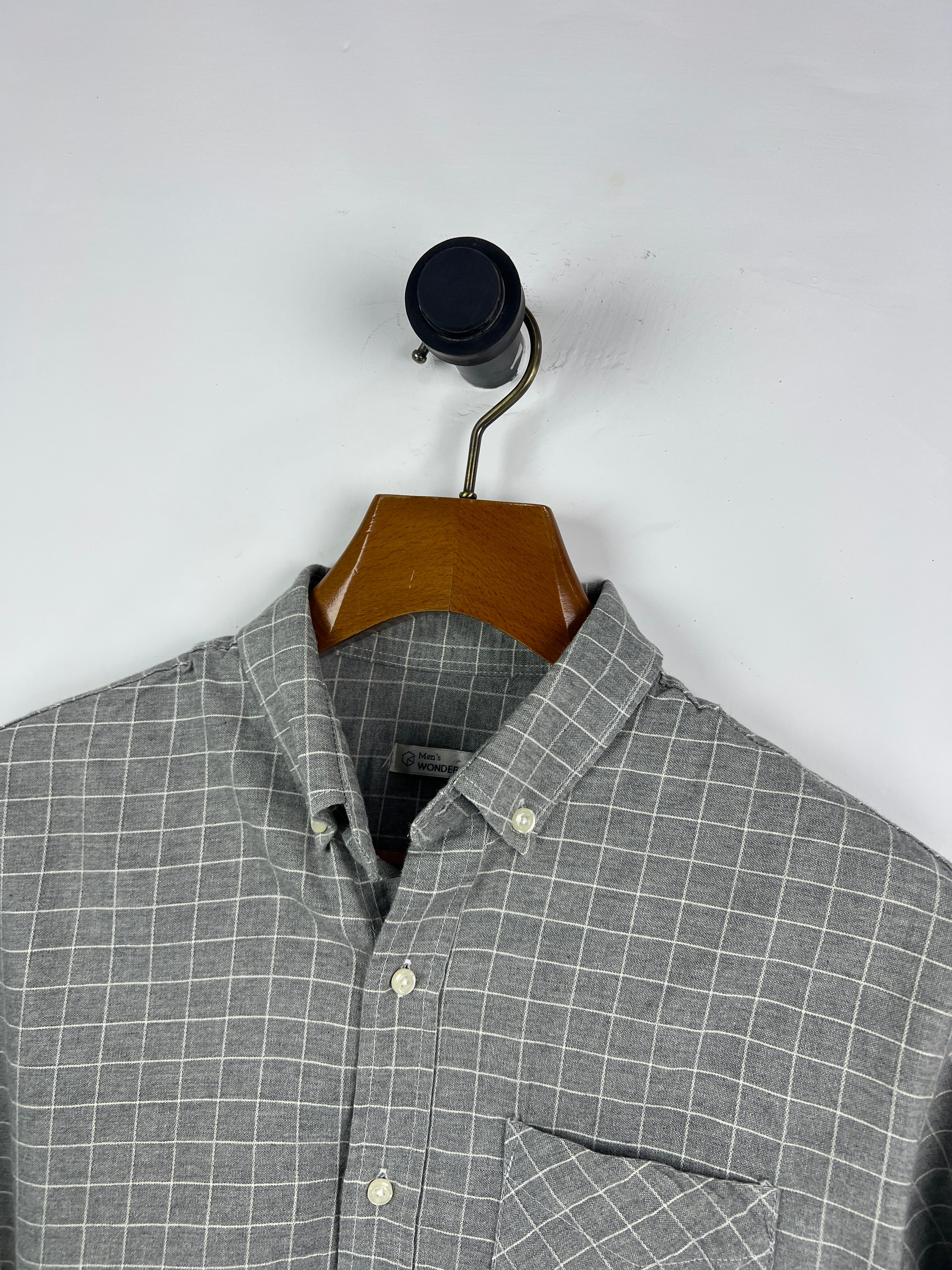 Wonder Place Linen Shirt (Medium)
