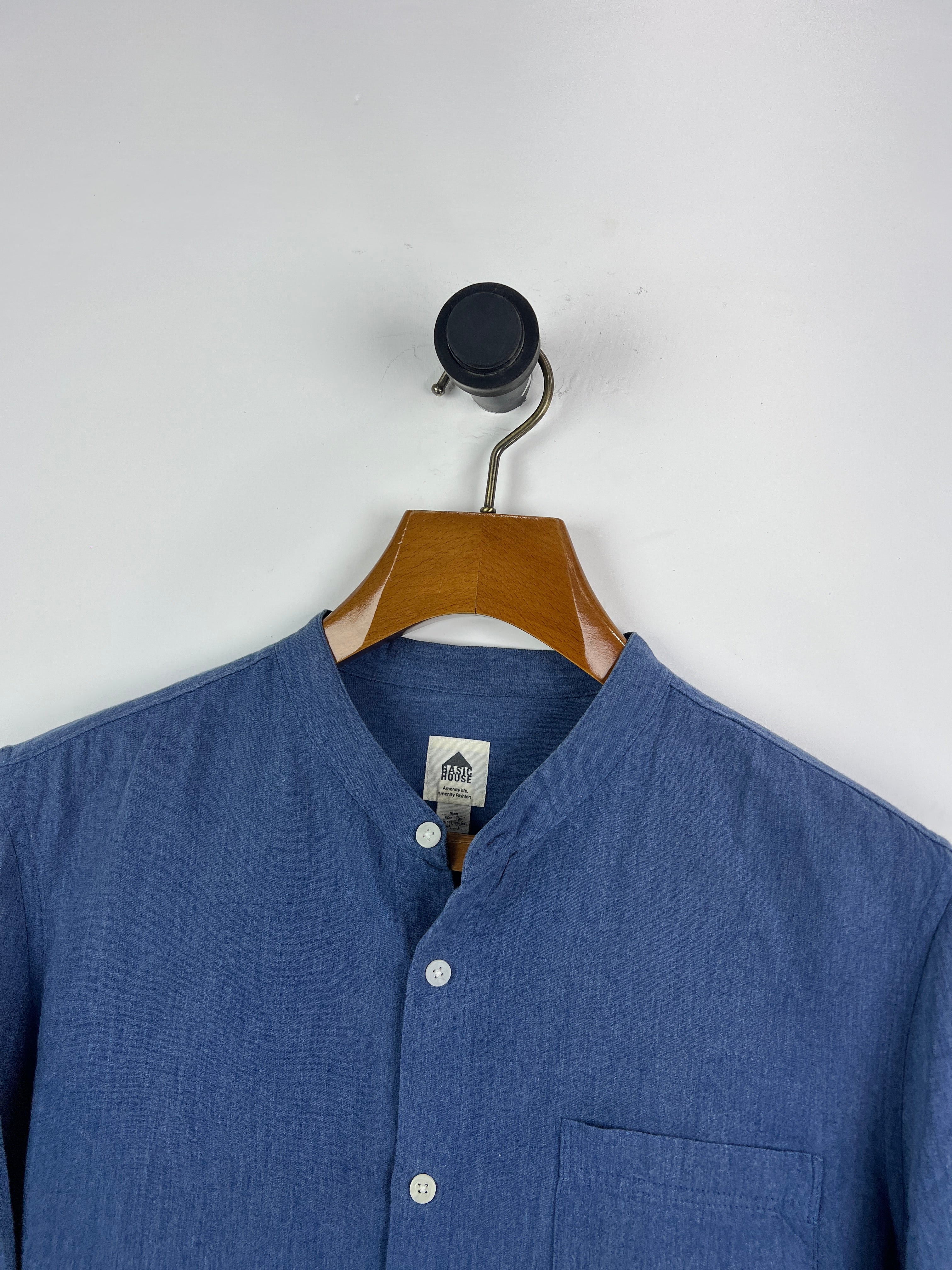 Basic House Linen Shirt (Medium)