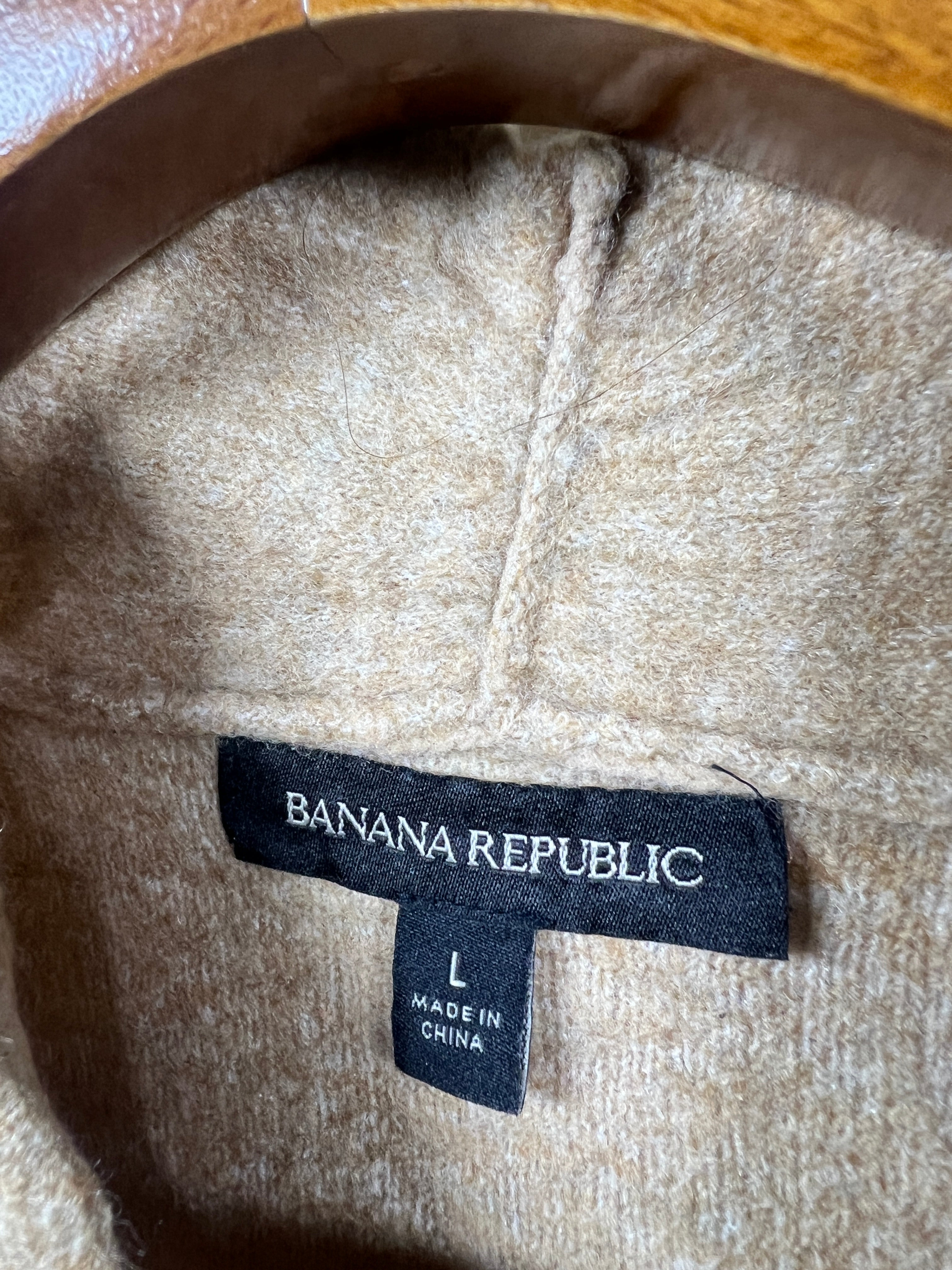 Banana Republic Sweater (Women) (Medium)