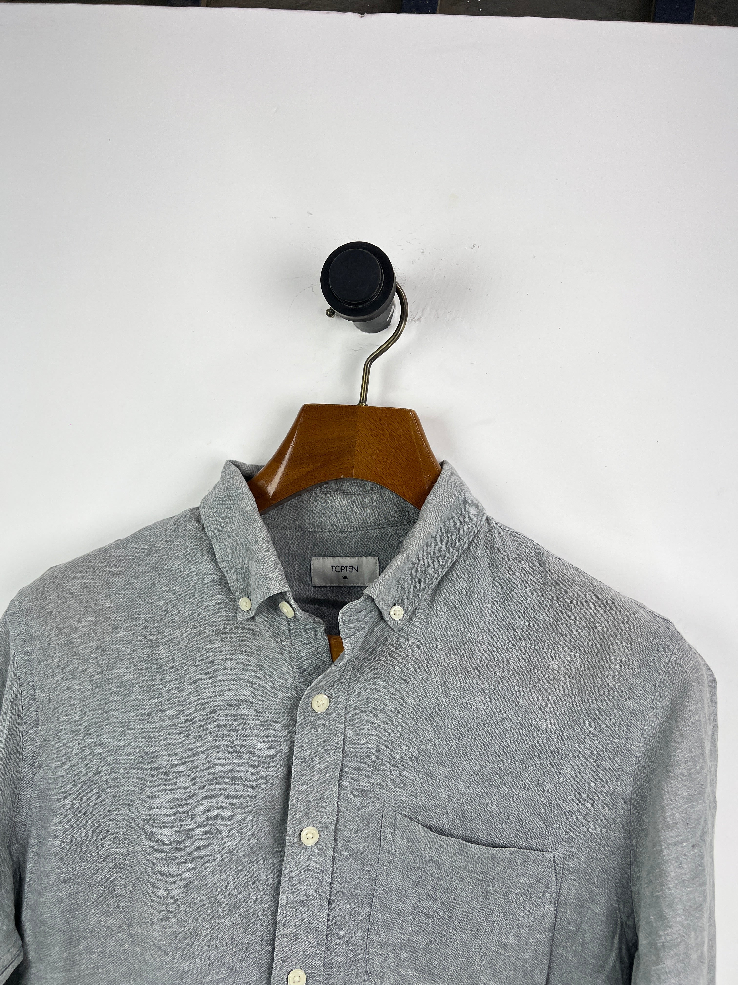 Top Ten Linen Shirt (Small-Medium)
