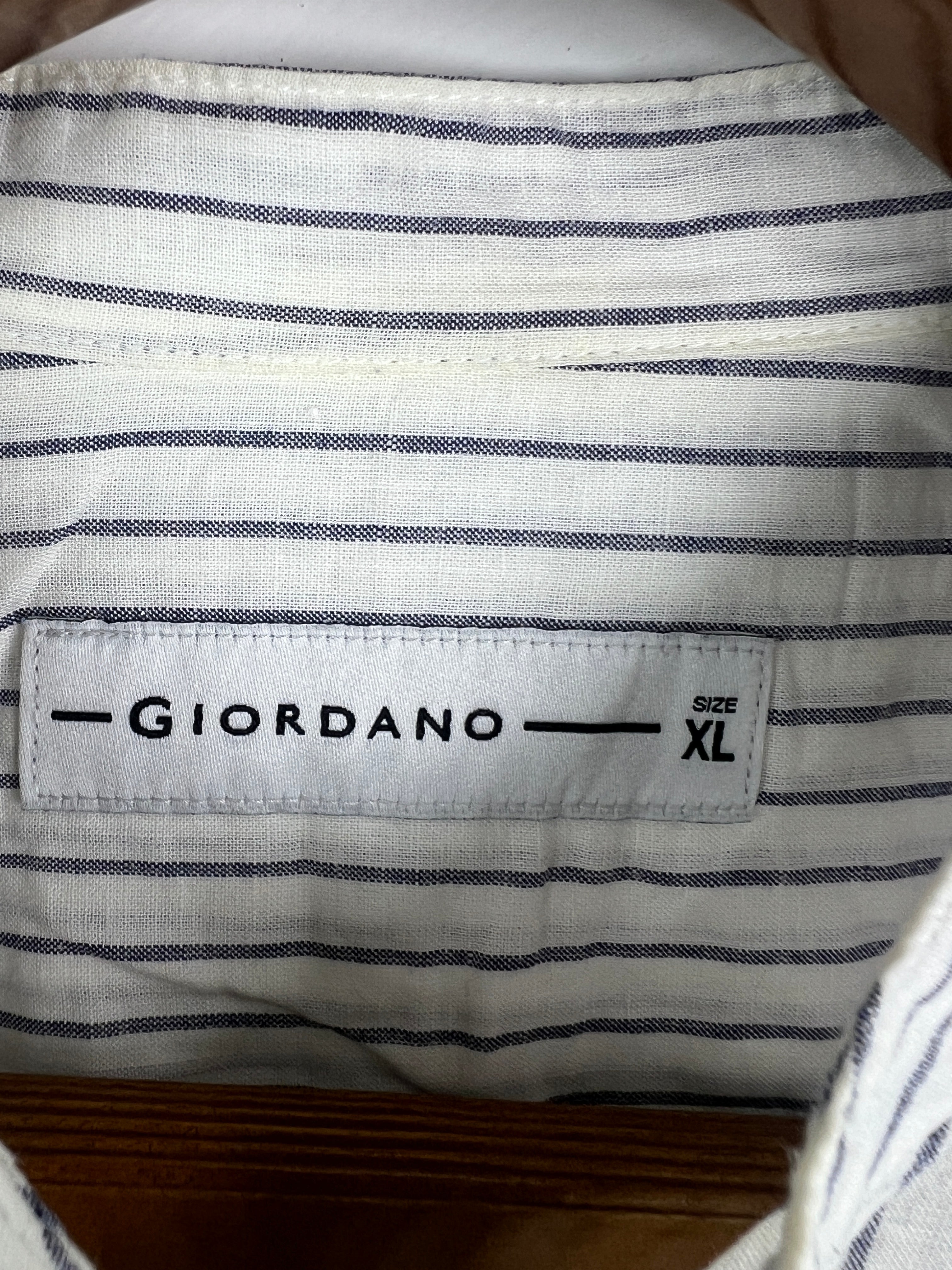 Giordano Linen Shirt (Medium-Large)