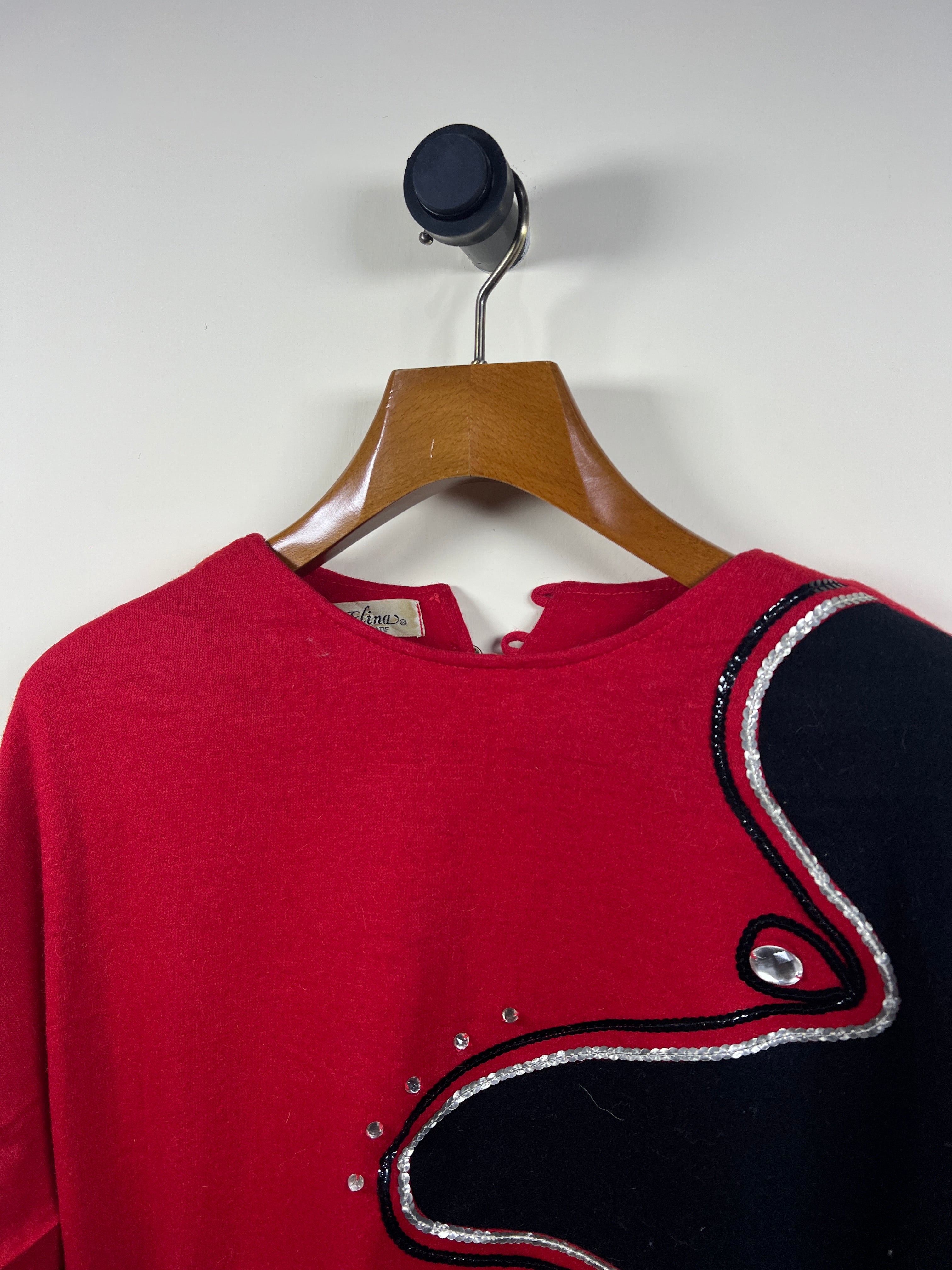 Elina Sweater (Women) (Large/X-Large)
