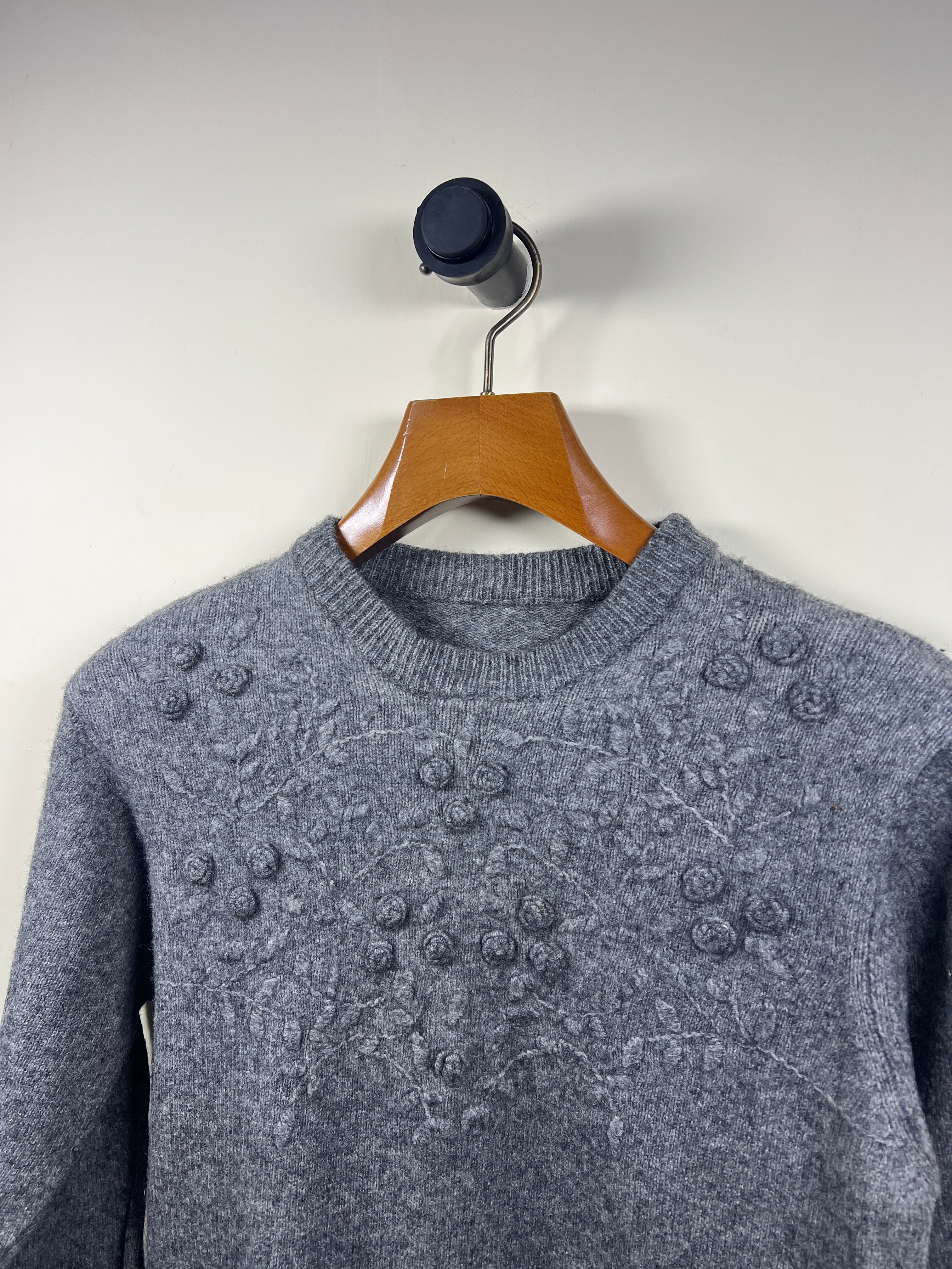 Sweater (Women) (Small-Medium)